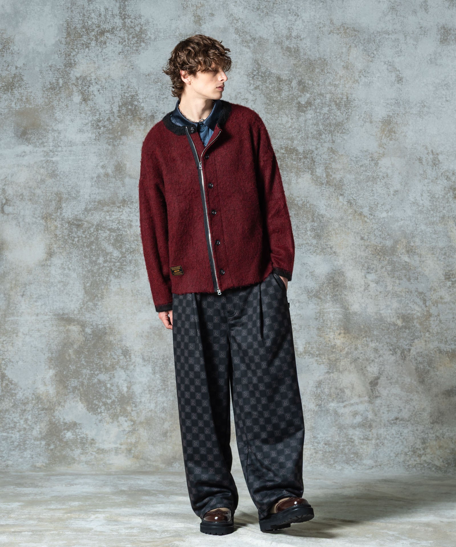 H:186 / C:89 / W:71 / H:92 着用サイズ:L