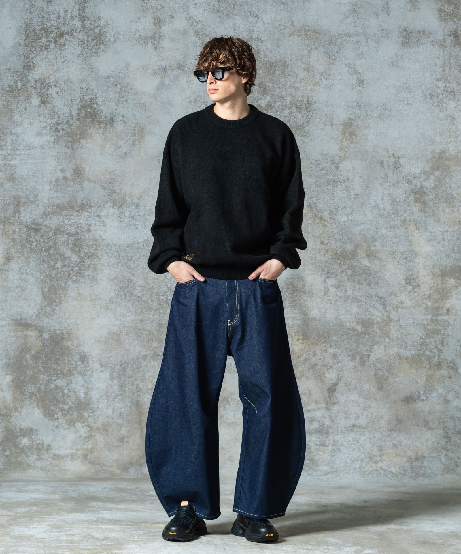 H:186 / C:89 / W:71 / H:92 着用サイズ:M