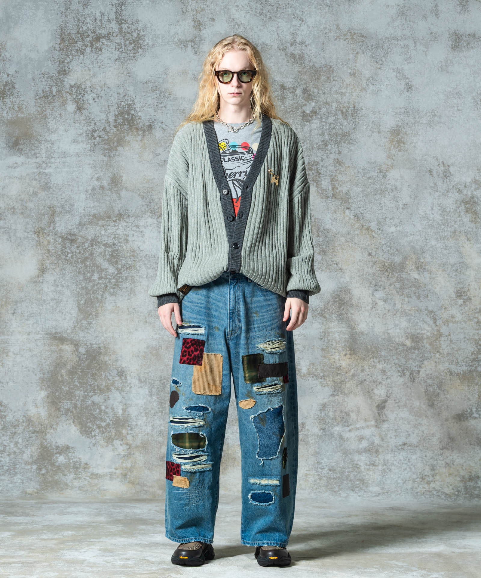 H:185 / C:78 / W:64 / H:88 着用サイズ:L