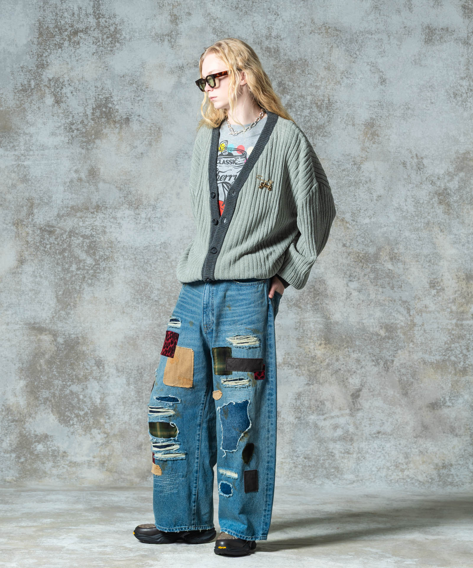 H:185 / C:78 / W:64 / H:88 着用サイズ:L