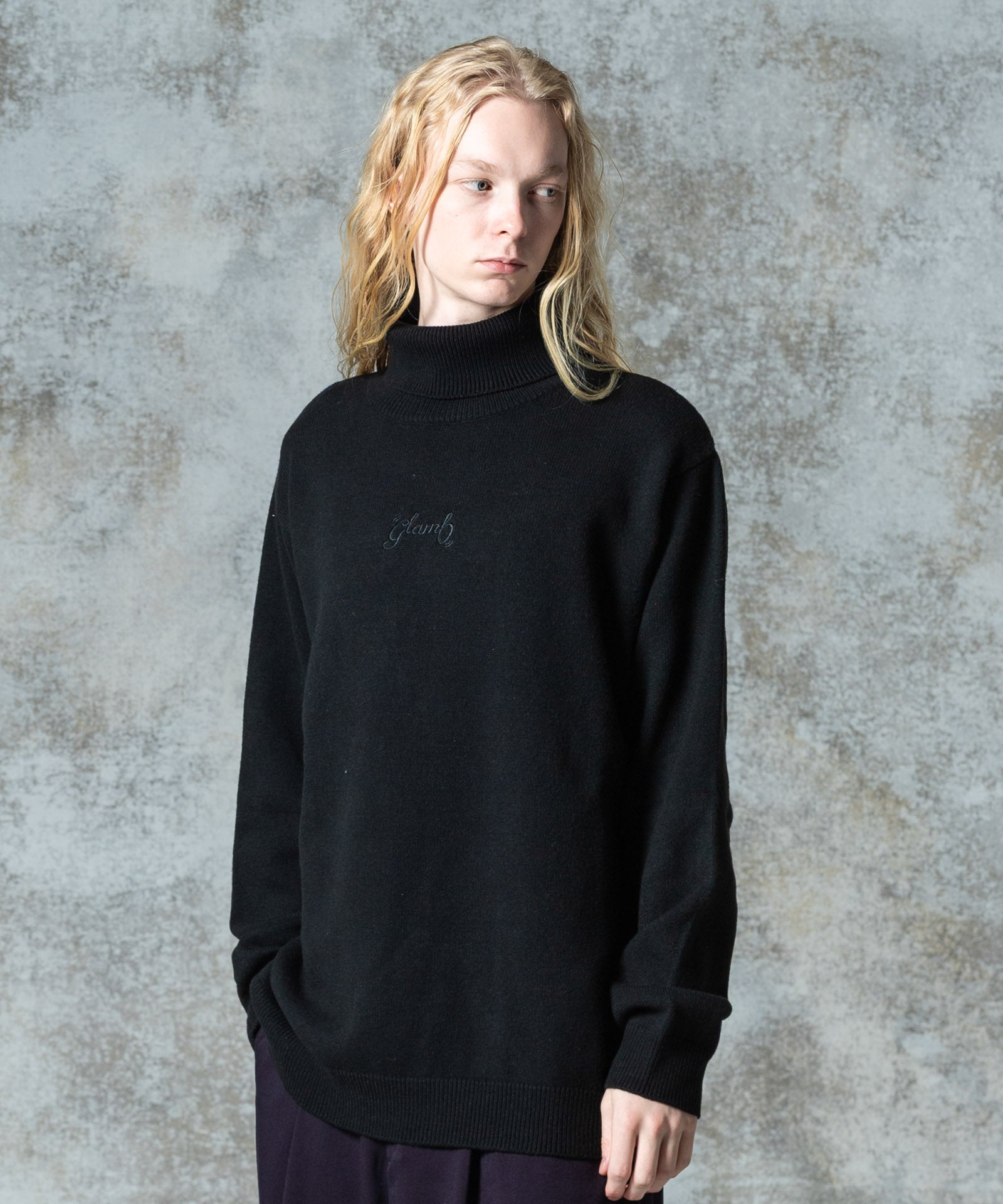 H:185 / C:78 / W:64 / H:88 着用サイズ:L