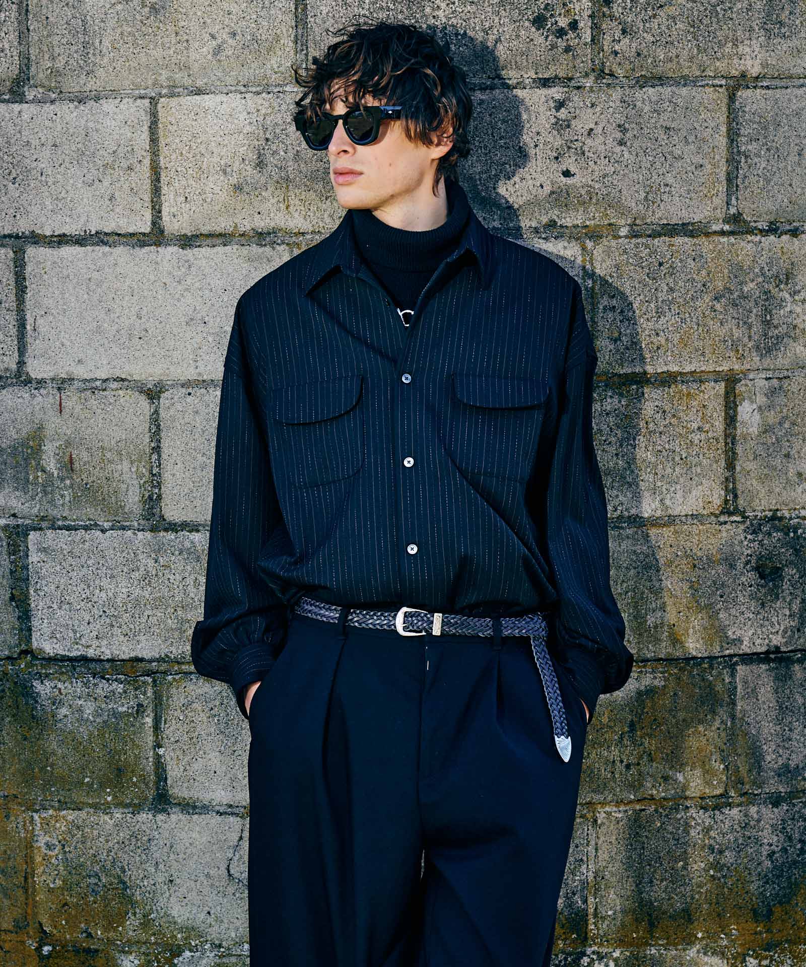 H:186 / C:89 / W:71 / H:92 着用サイズ:L