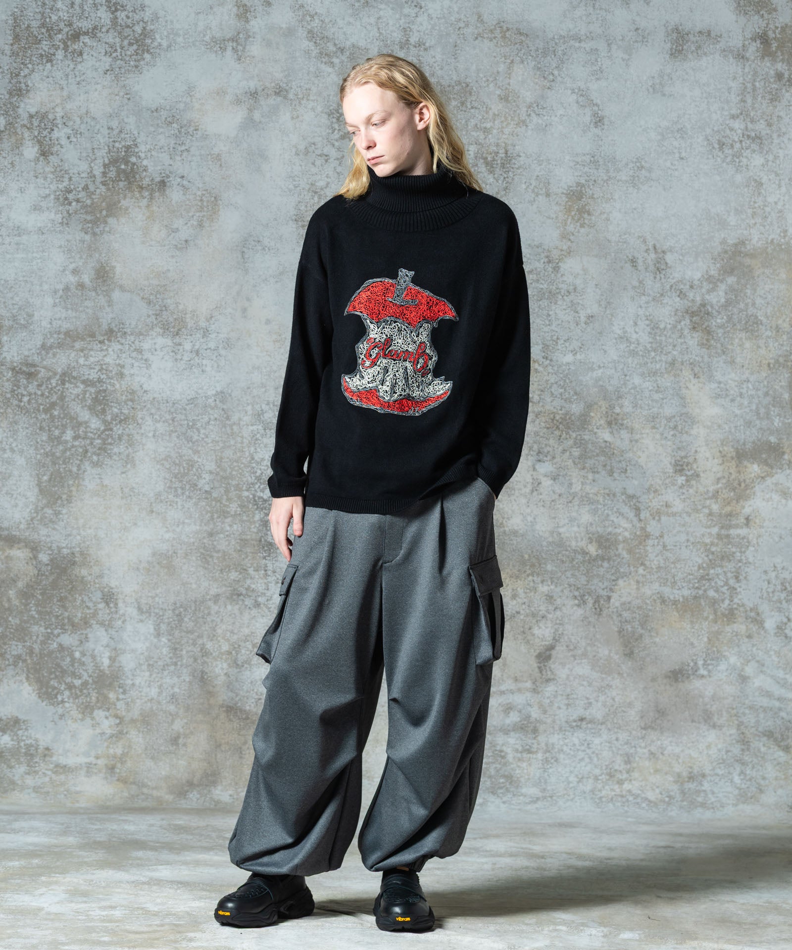 H:185 / C:78 / W:64 / H:88 着用サイズ:L