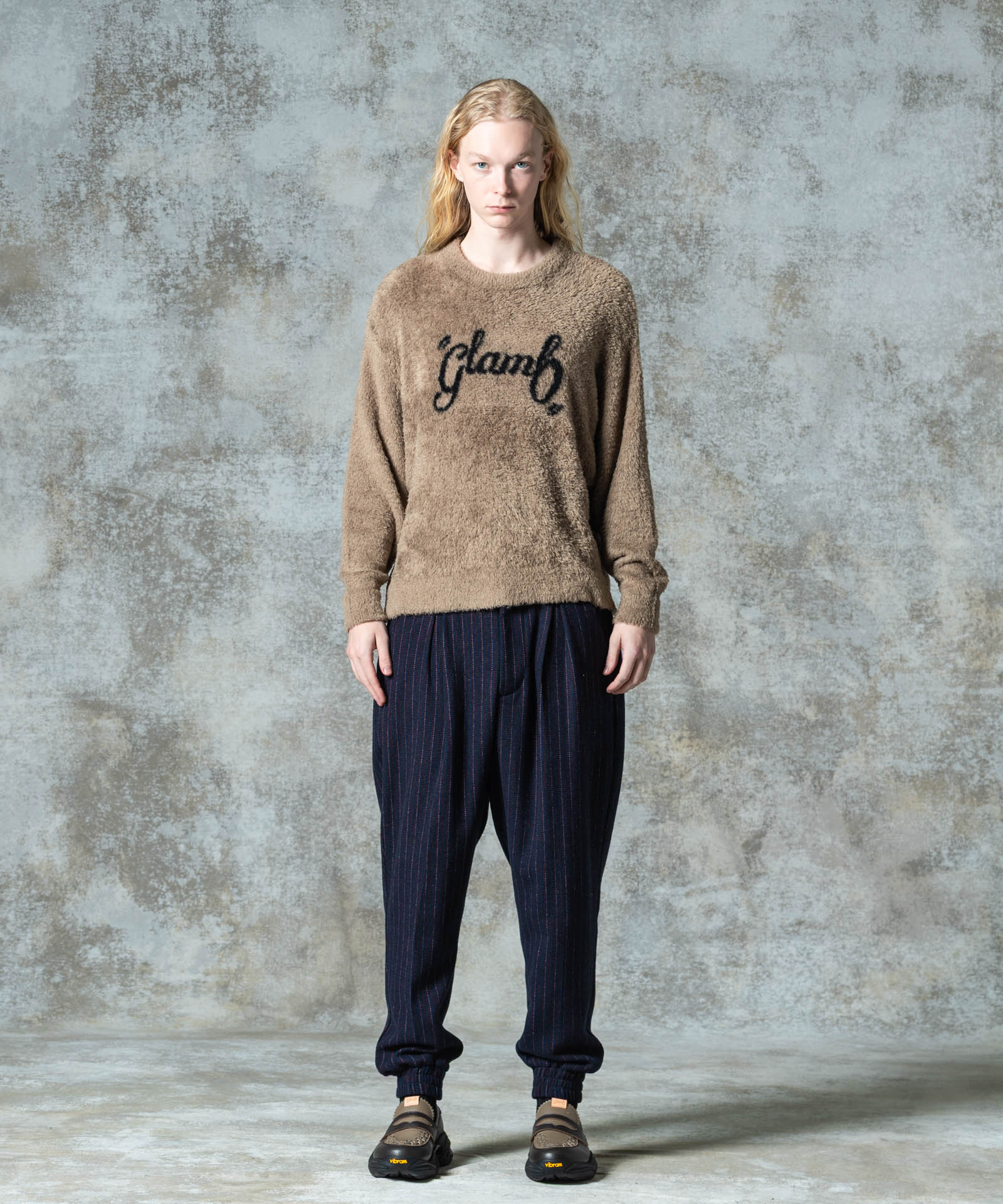 H:185 / C:78 / W:64 / H:88 着用サイズ:M