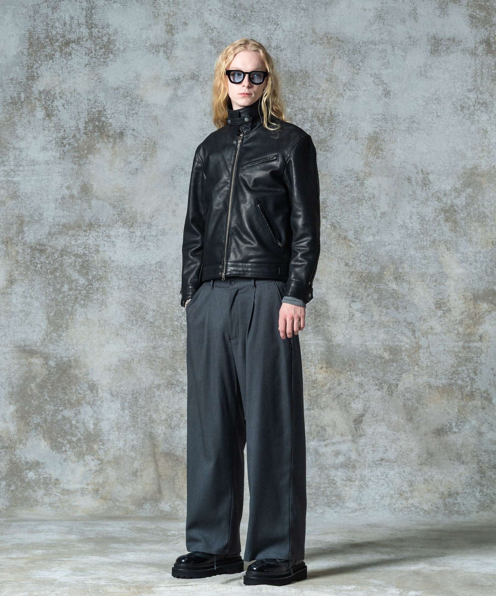 H:185 / C:78 / W:64 / H:88 着用サイズ:M