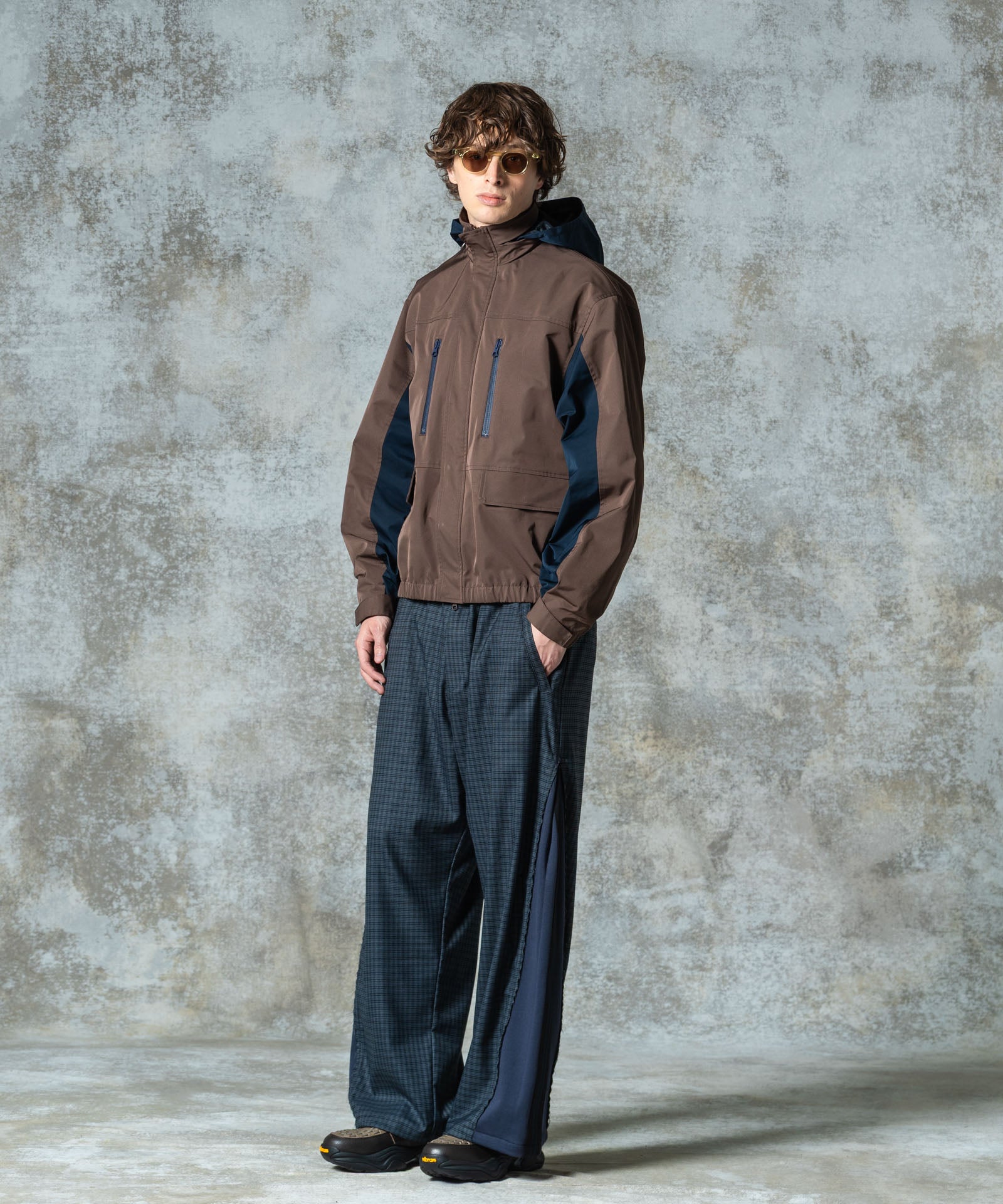 H:186 / C:89 / W:71 / H:92 着用サイズ:L