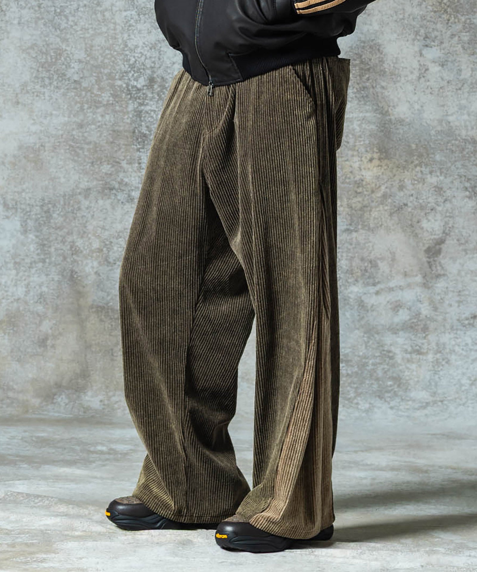 H:185 / C:78 / W:64 / H:88 着用サイズ:L