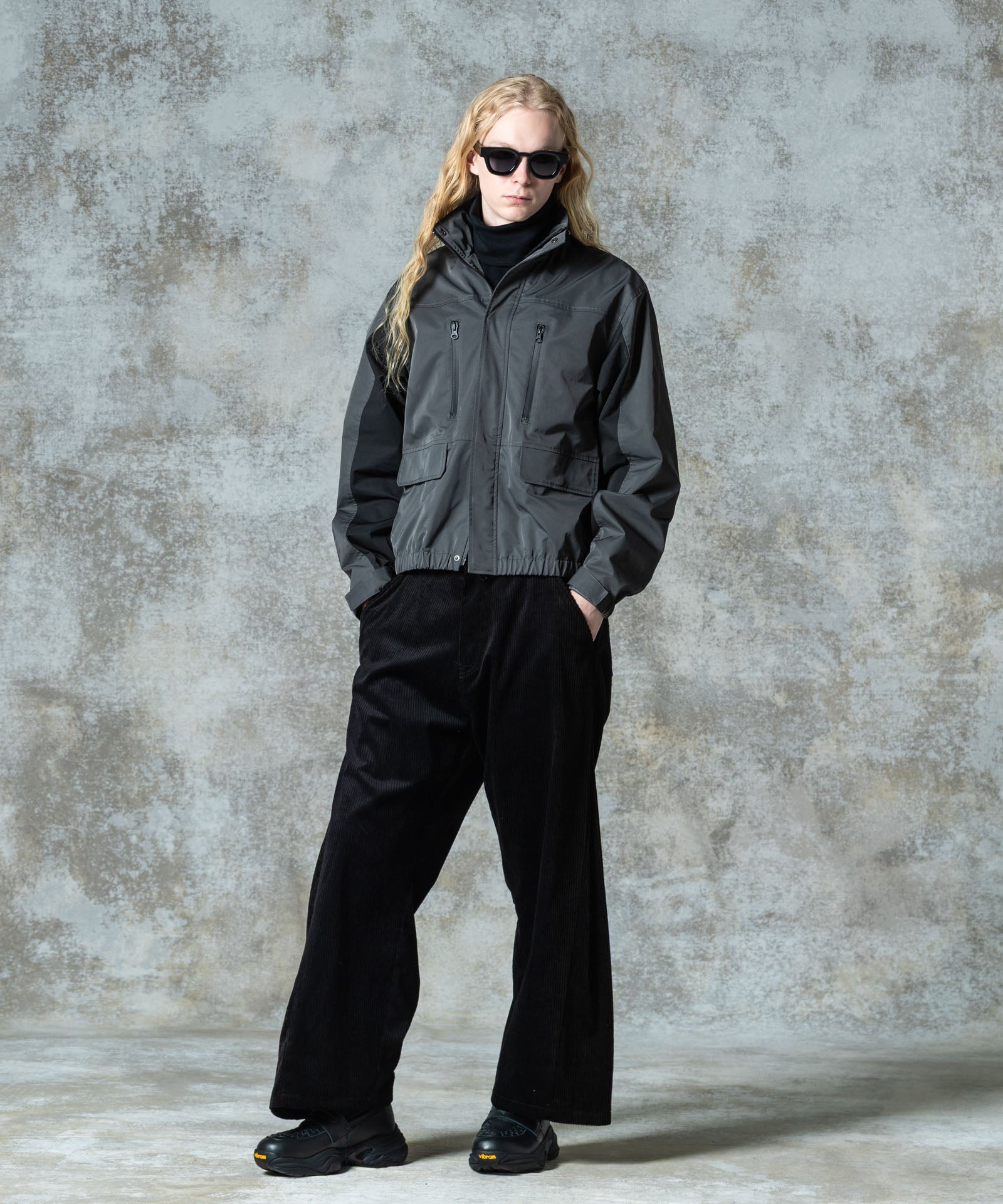 H:185 / C:78 / W:64 / H:88 着用サイズ:M