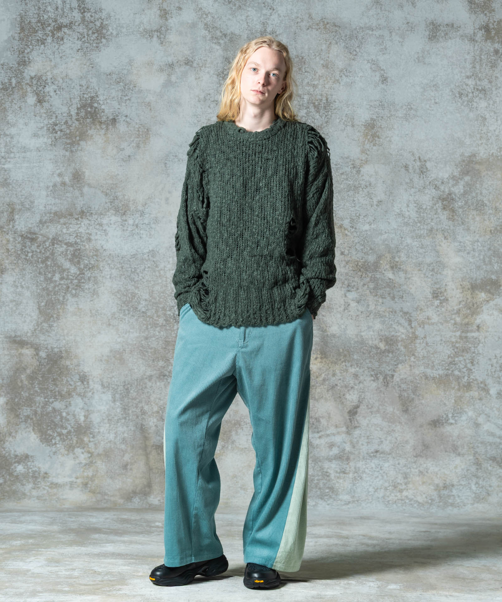 H:185 / C:78 / W:64 / H:88 着用サイズ:L