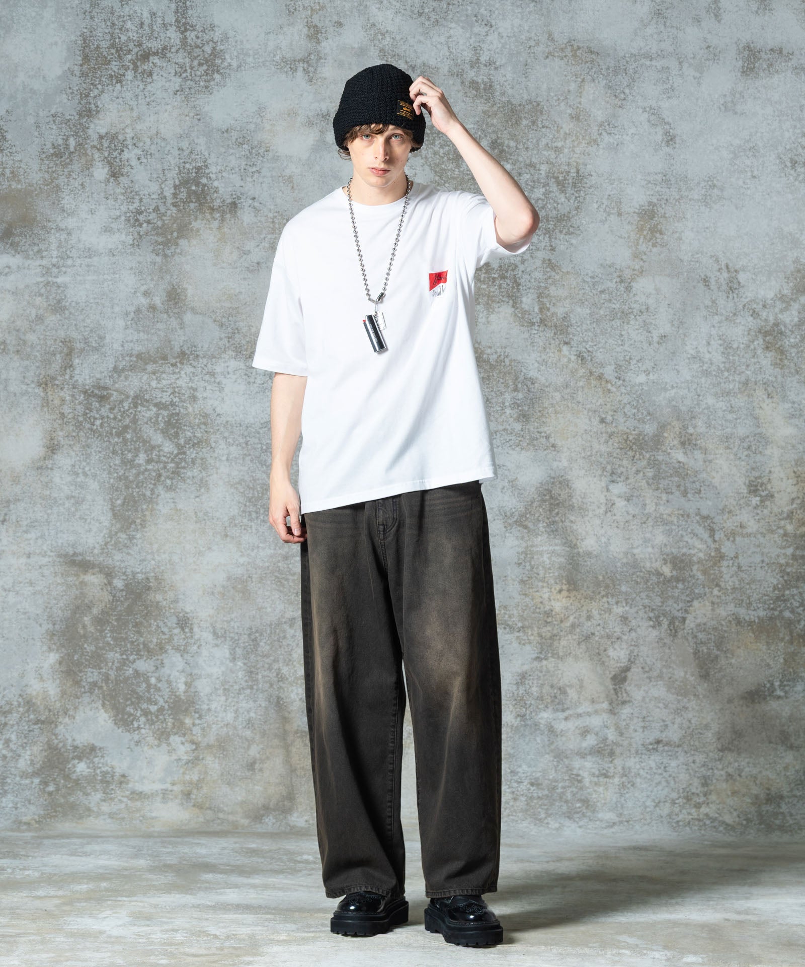 H:186 / C:89 / W:71 / H:92 着用サイズ:L