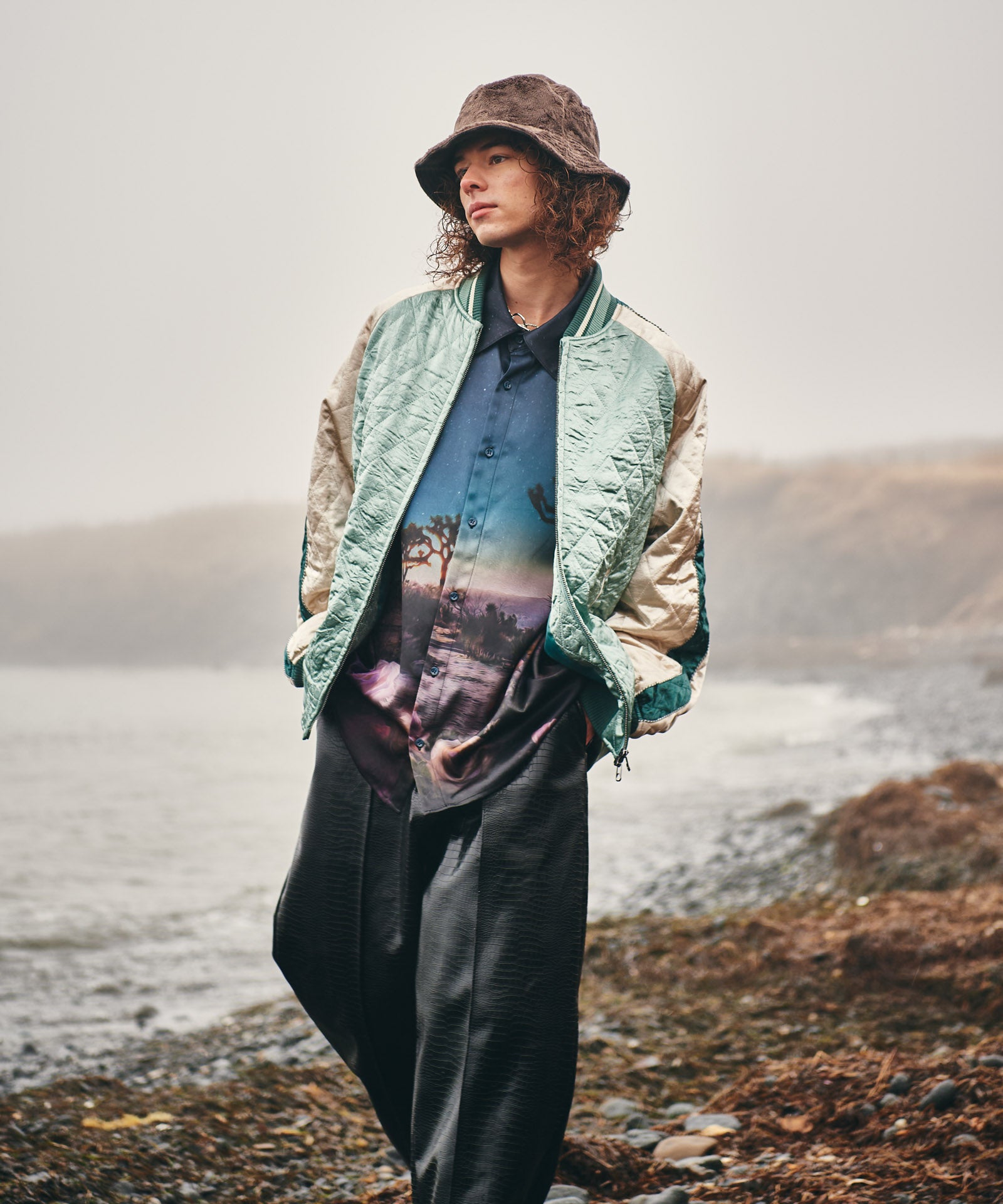 H:175 / C:83 / W:66 / H:87 着用サイズ:L