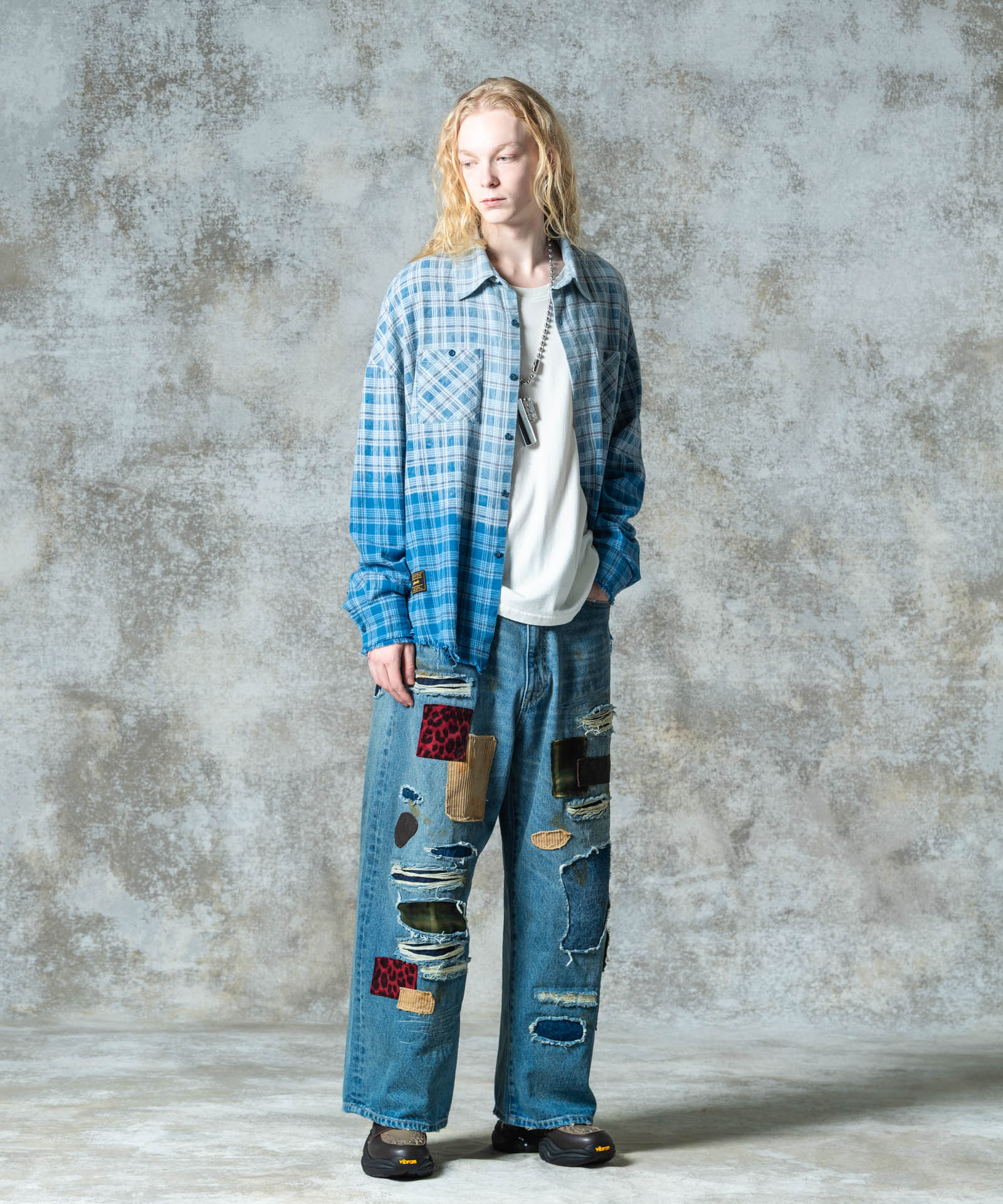 H:185 / C:78 / W:64 / H:88 着用サイズ:M