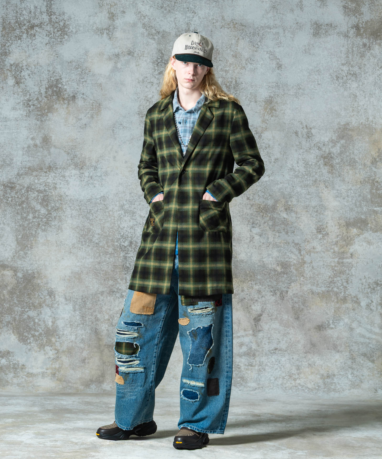 H:185 / C:78 / W:64 / H:88 着用サイズ:M