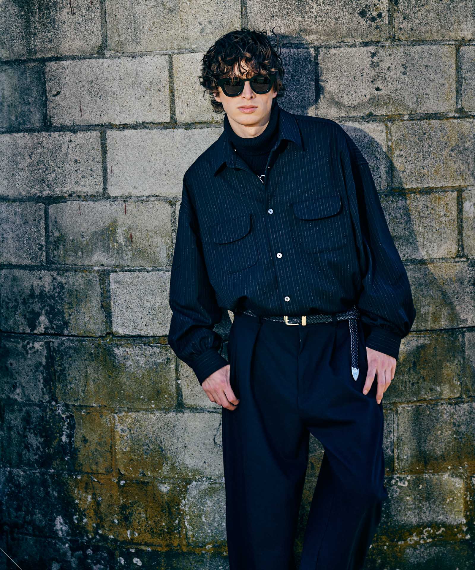 H:186 / C:89 / W:71 / H:92 着用サイズ:L