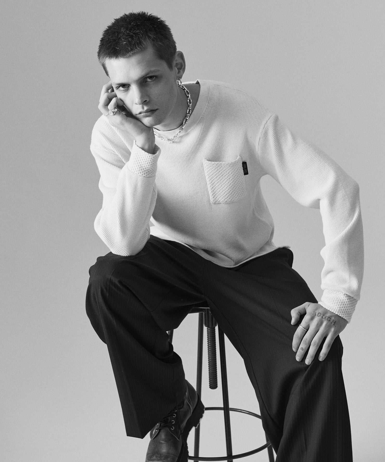 H:187 / C:92 / W:74 / H:91 着用サイズ:M