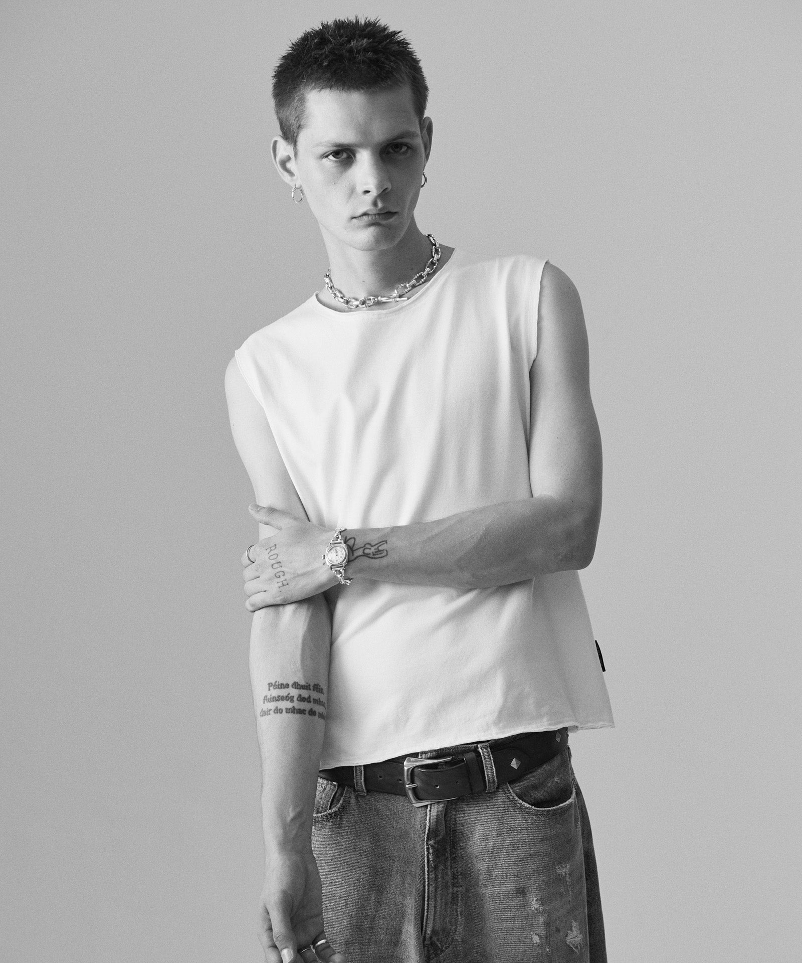 H:187 / C:92 / W:74 / H:91 着用サイズ:M