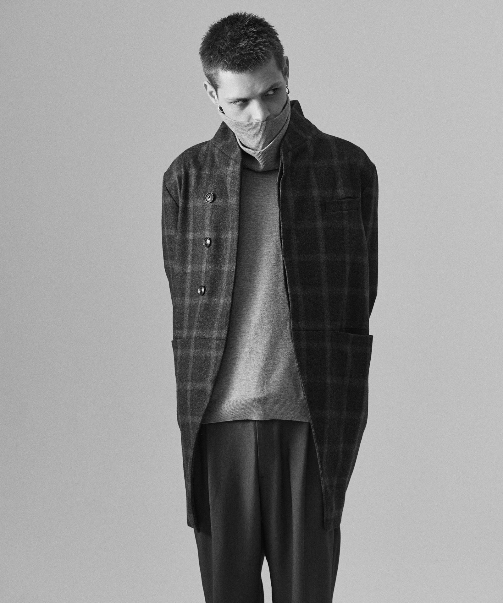 H:187 / C:92 / W:74 / H:91 着用サイズ:L