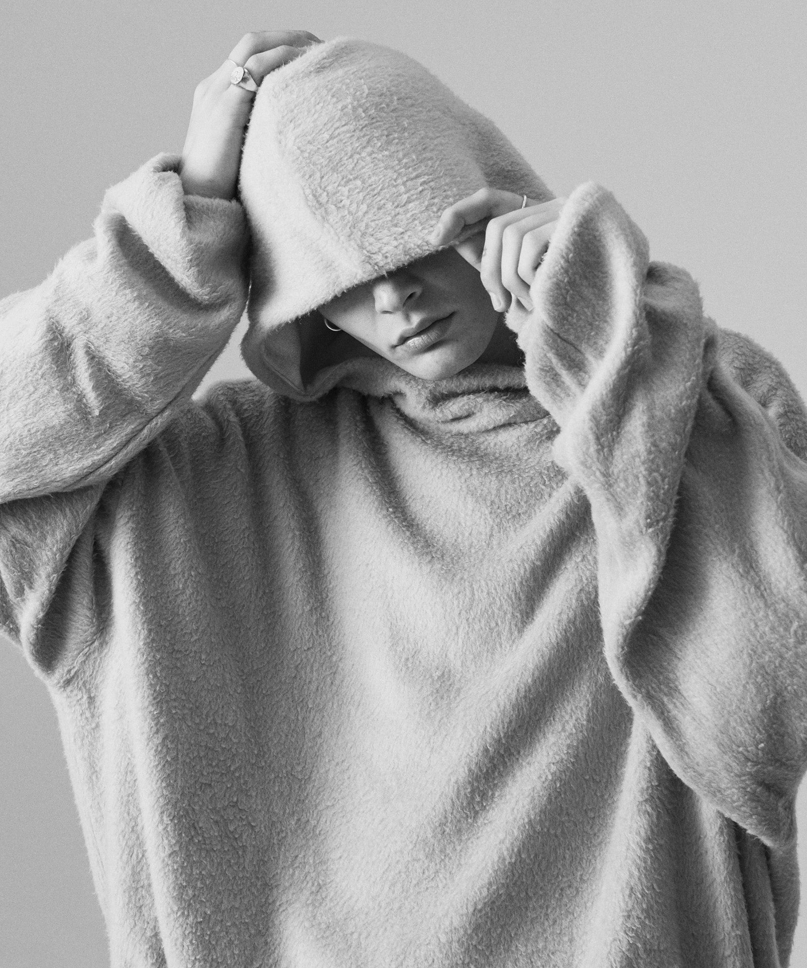 H:187 / C:92 / W:74 / H:91 着用サイズ:L