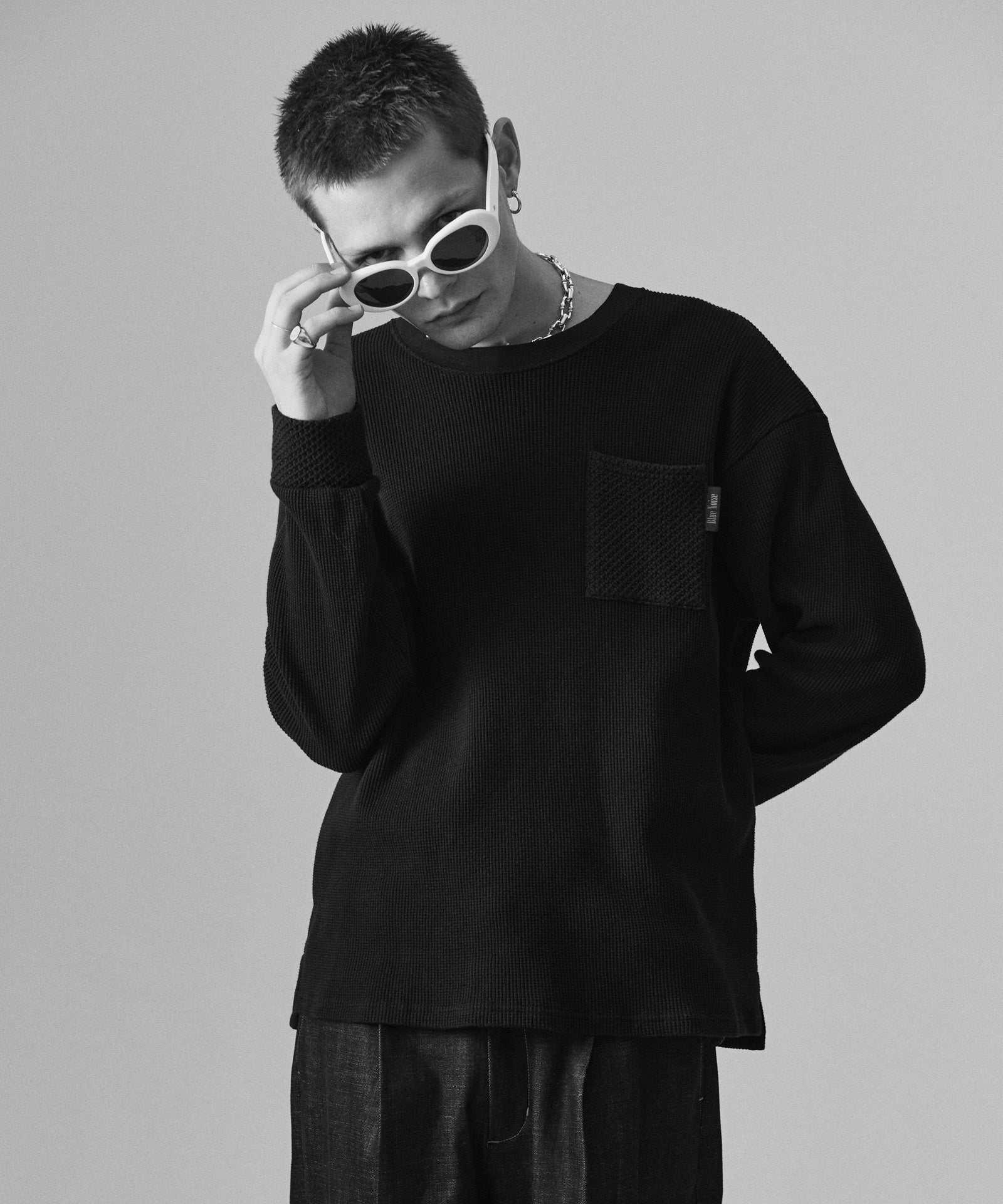 H:187 / C:92 / W:74 / H:91 着用サイズ:L