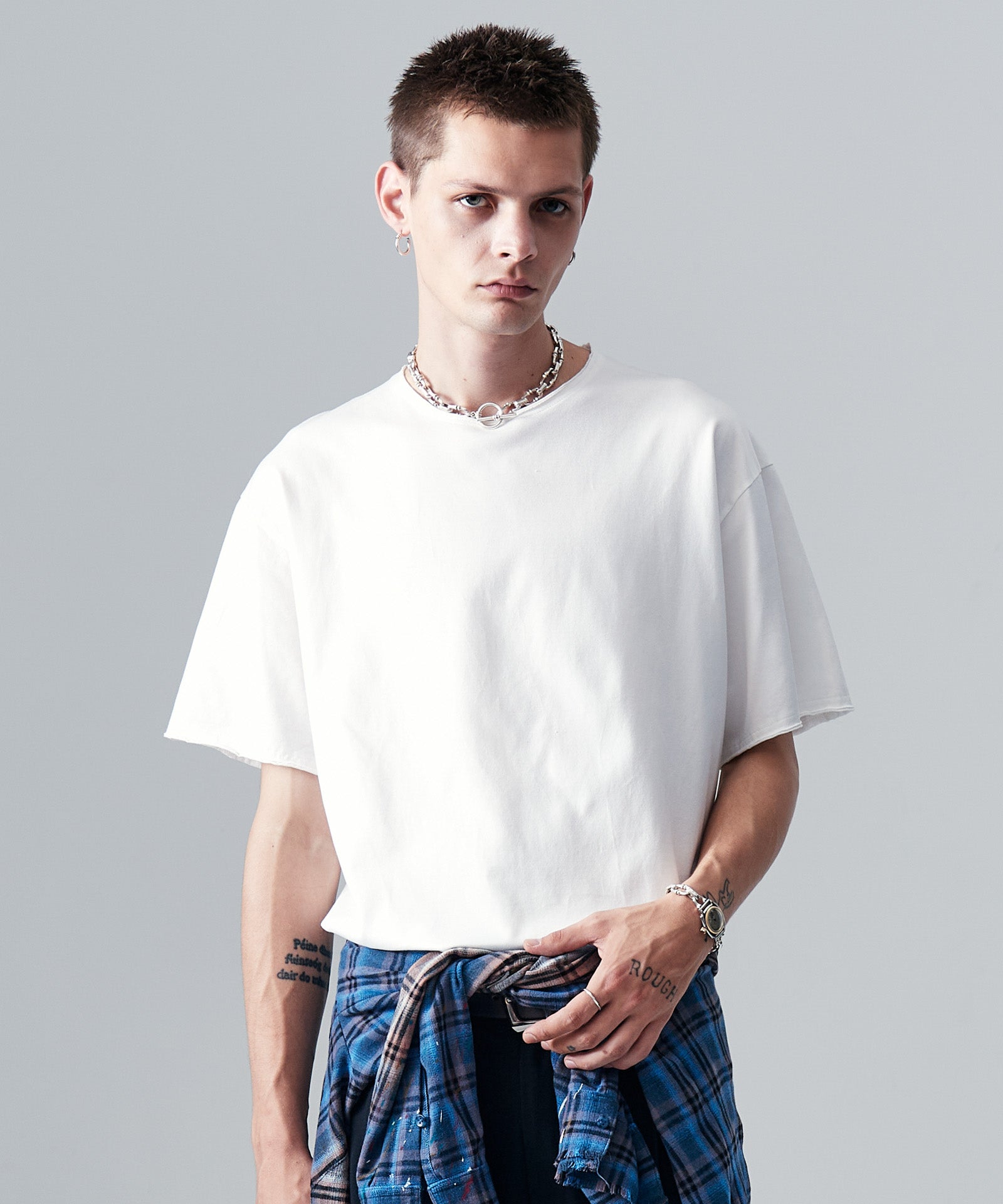 H:187 / C:92 / W:74 / H:91 着用サイズ:L