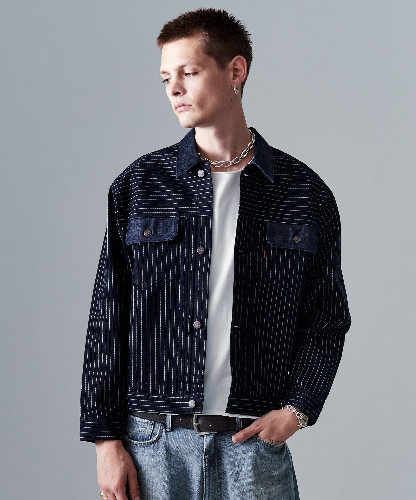 H:187 / C:92 / W:74 / H:91 着用サイズ:L