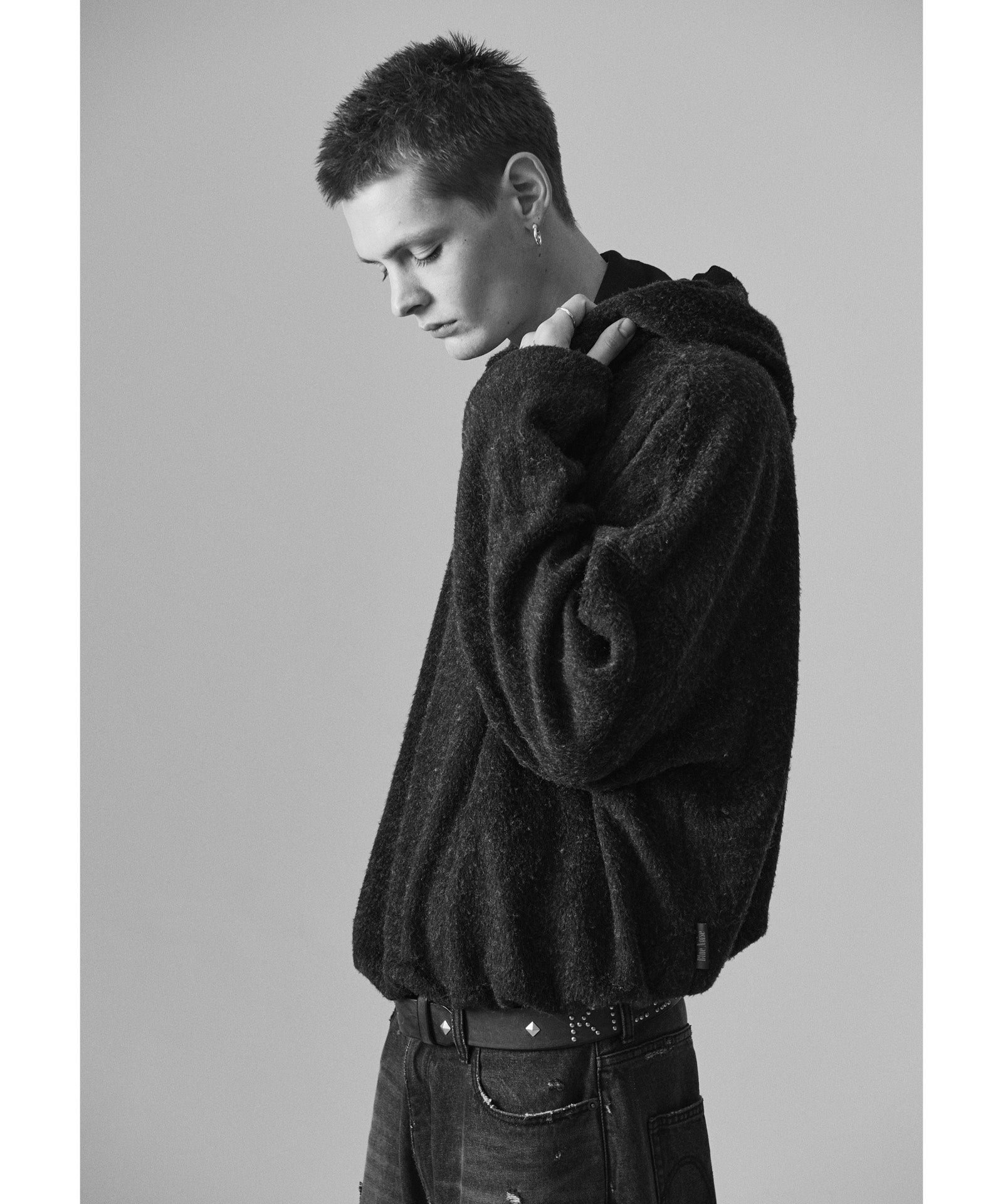 H:187 / C:92 / W:74 / H:91 着用サイズ:M