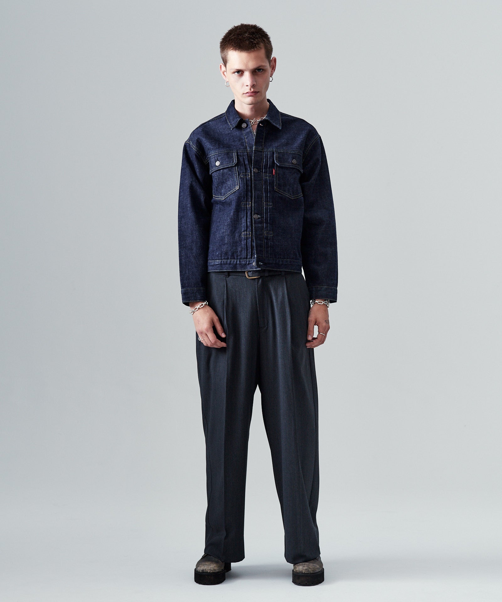 H:187 / C:92 / W:74 / H:91 着用サイズ:L