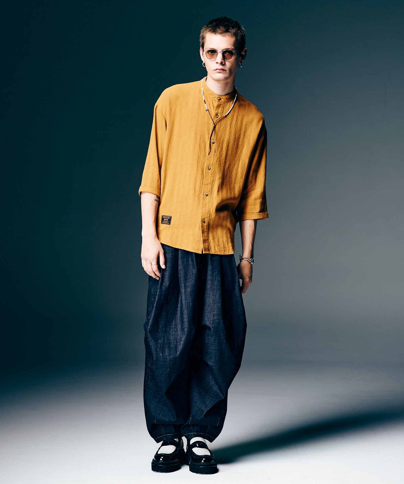 H:187 / C:92 / W:74 / H:91 着用サイズ:L