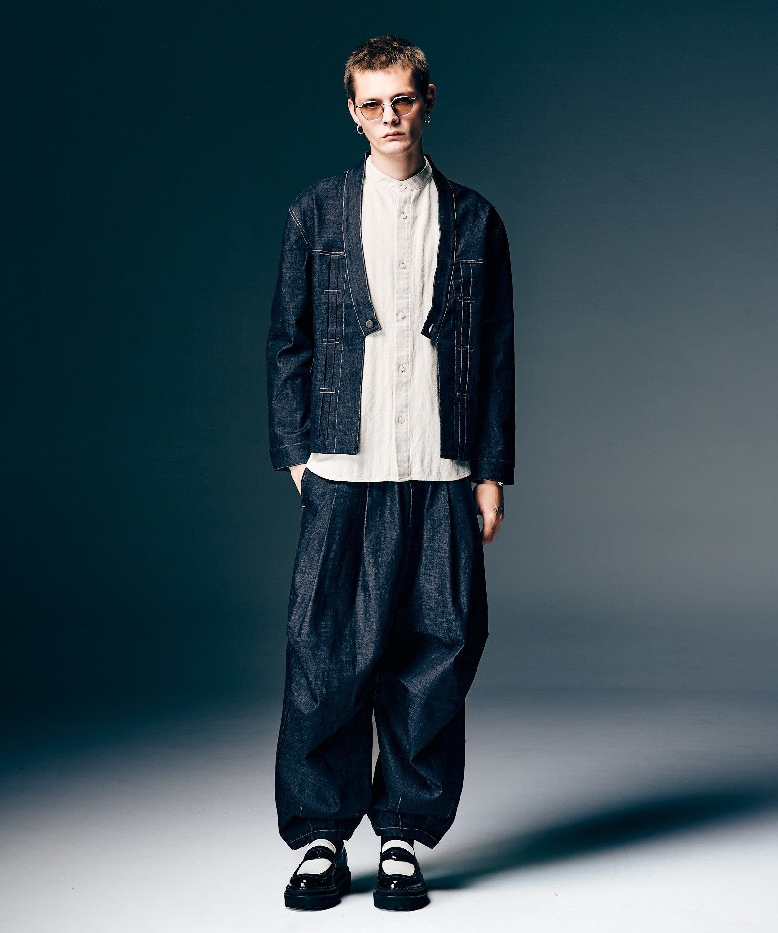 H:187 / C:92 / W:74 / H:91 着用サイズ:L