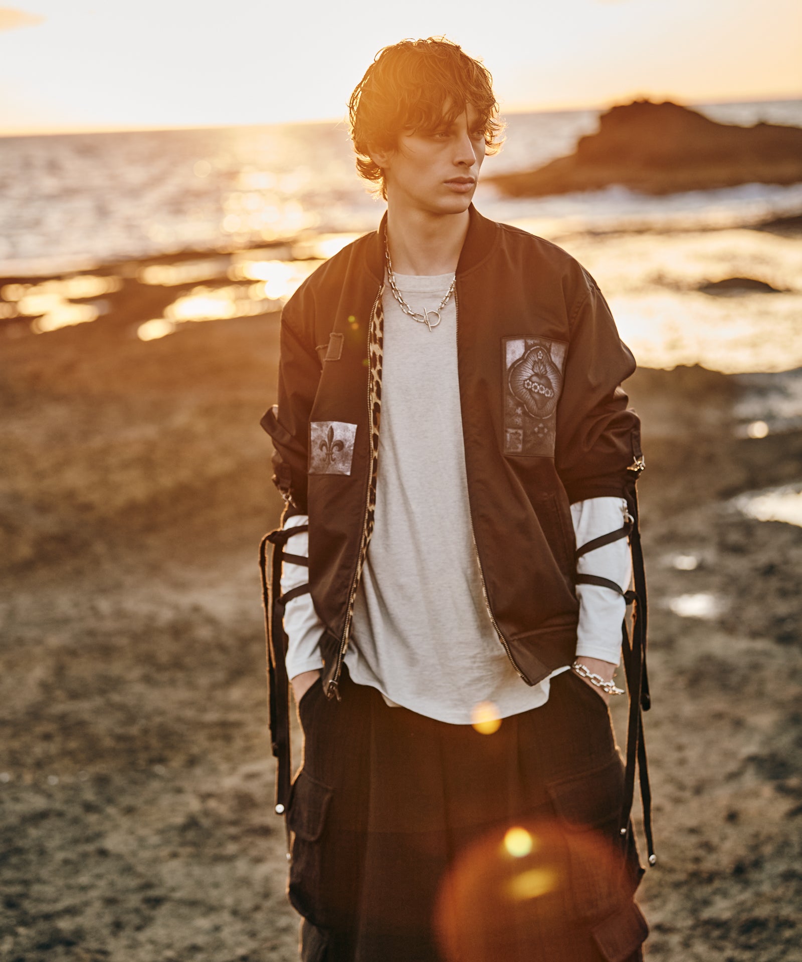 H:186 / C:89 / W:71 / H:92 着用サイズ:M