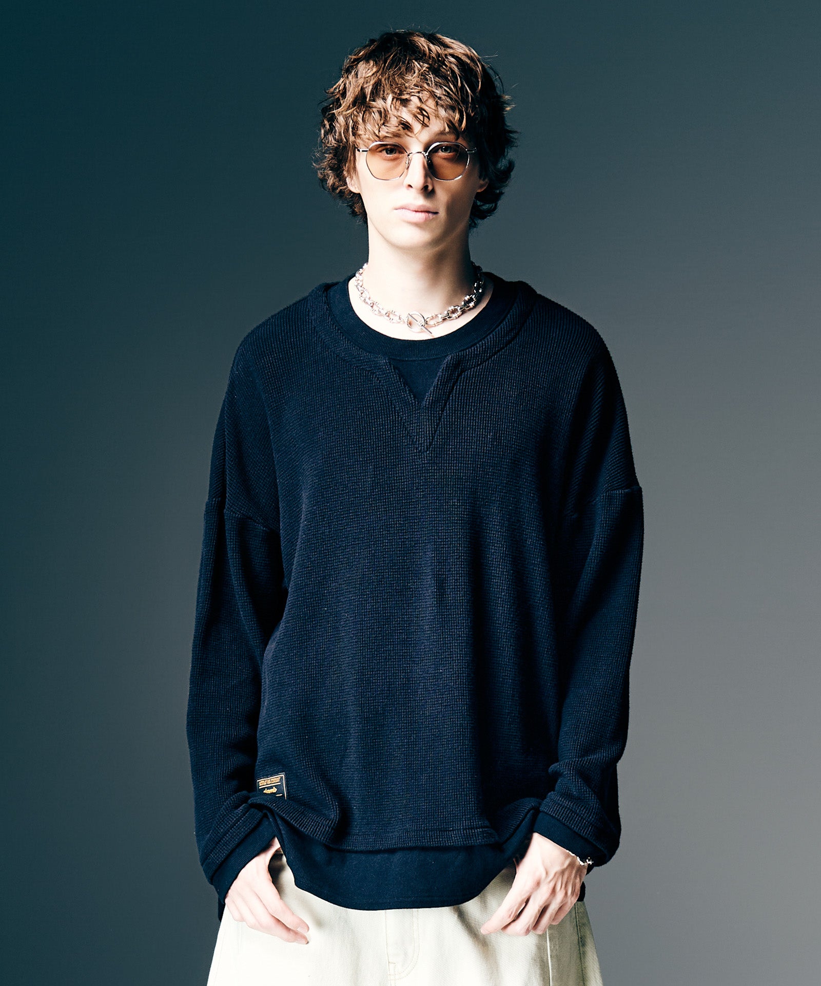 H:186 / C:89 / W:71 / H:92 着用サイズ:M