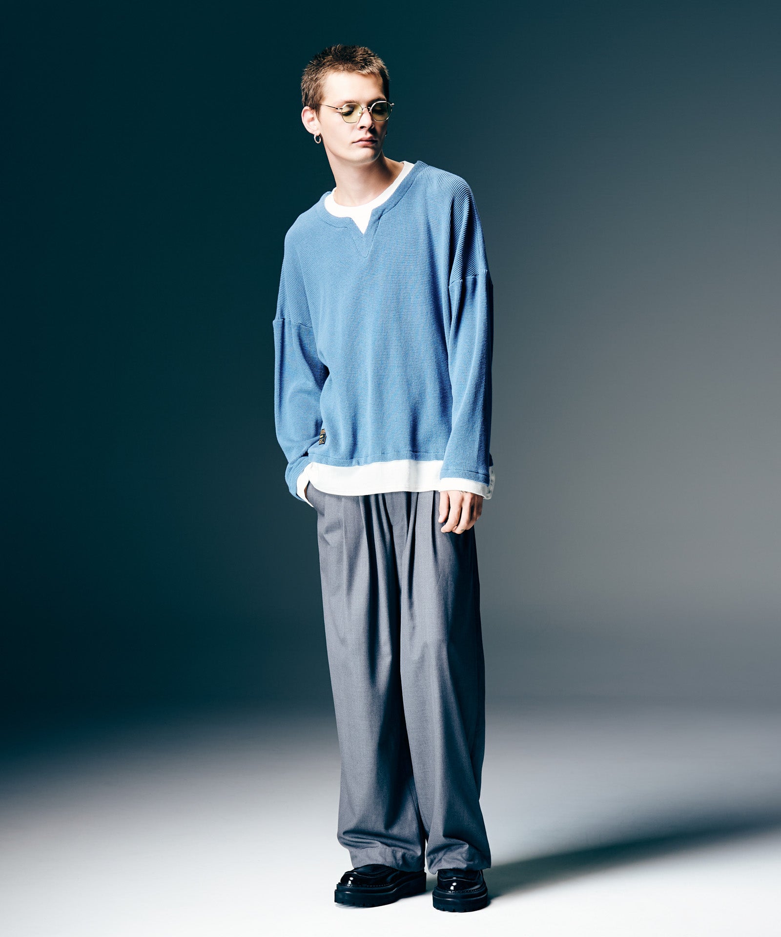 H:187 / C:92 / W:74 / H:91 着用サイズ:L