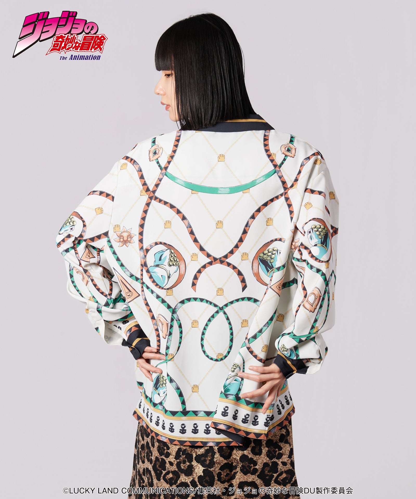 H:170 / C:77 / W:57 / H:81 着用サイズ:L