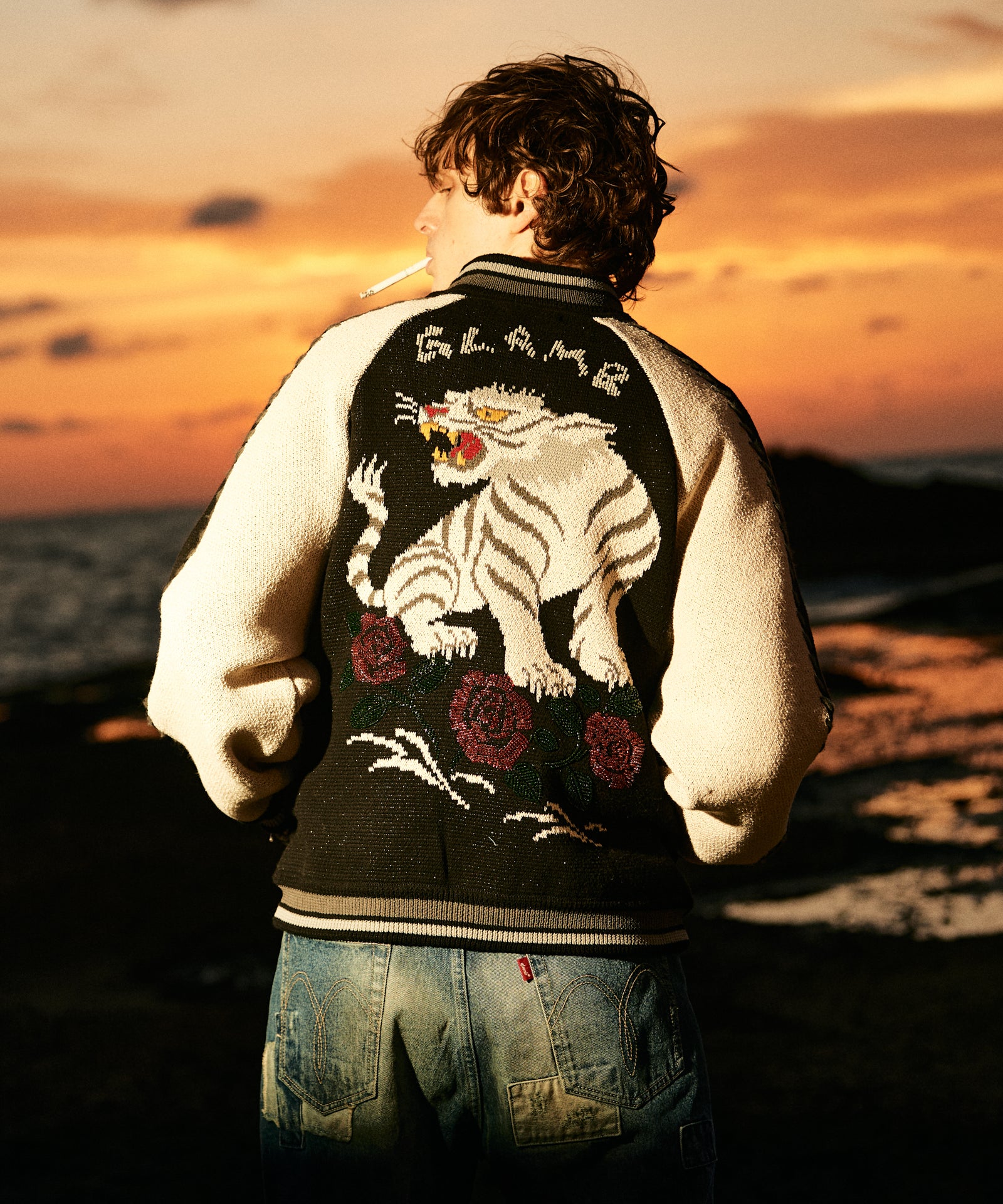 H:187 / C:92 / W:74 / H:91 着用サイズ:L