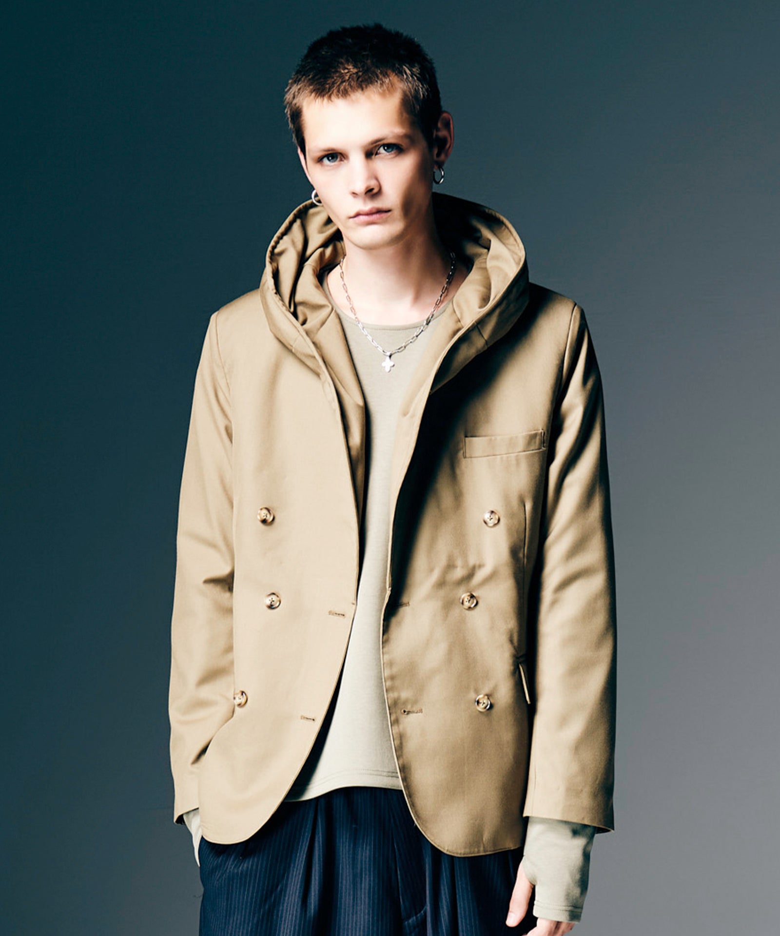 H:187 / C:92 / W:74 / H:91 着用サイズ:L