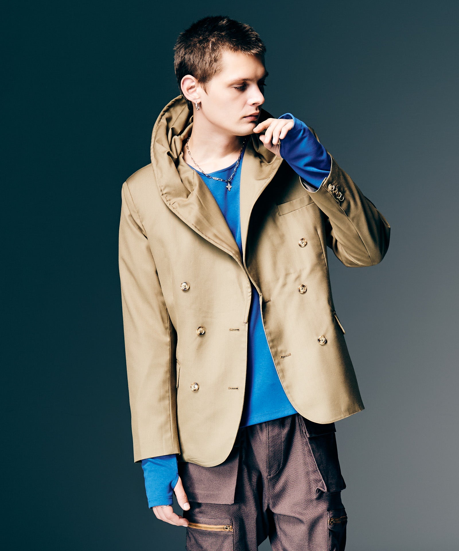 H:187 / C:92 / W:74 / H:91 着用サイズ:L