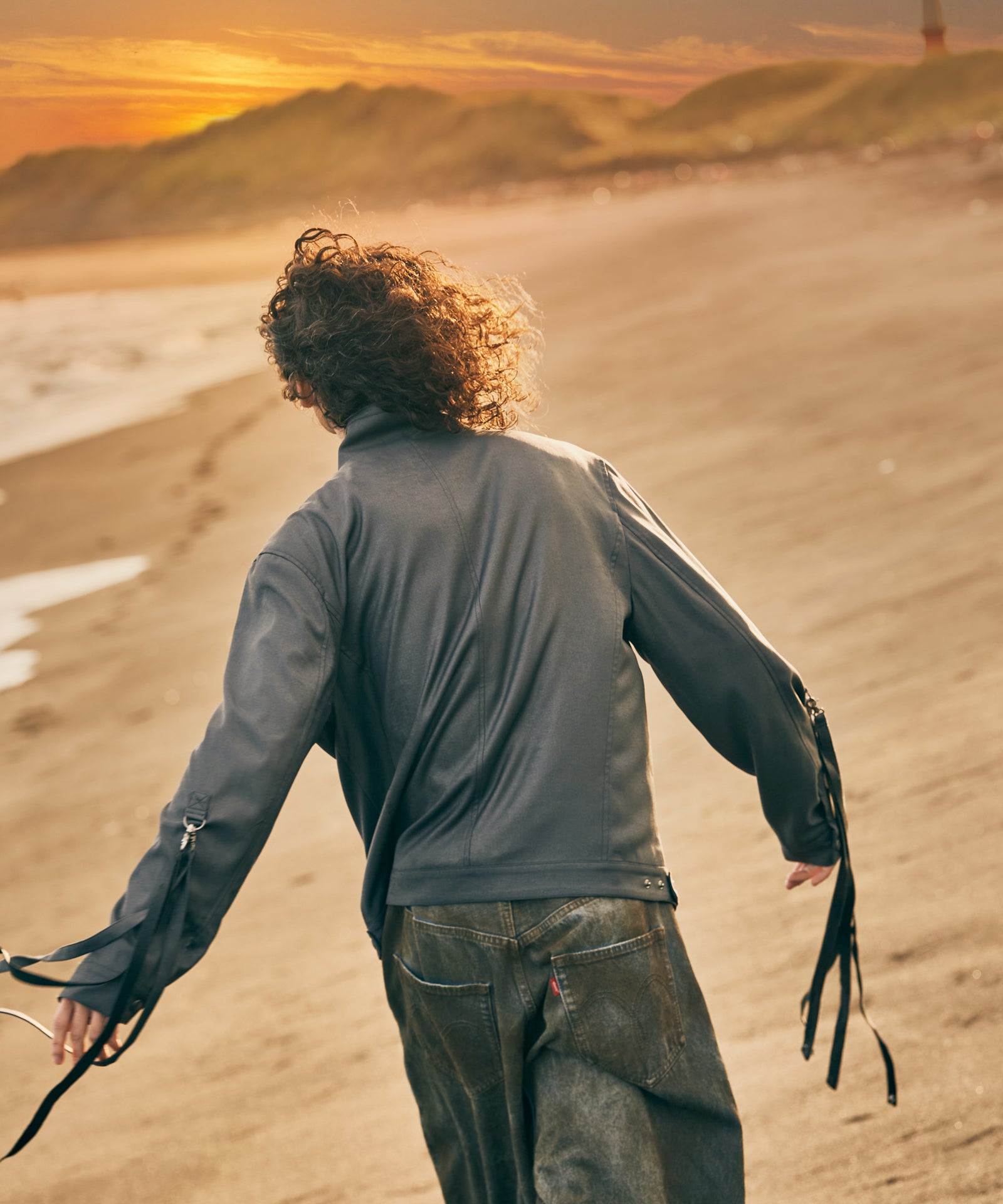 H:175 / C:83 / W:66 / H:87 着用サイズ:M