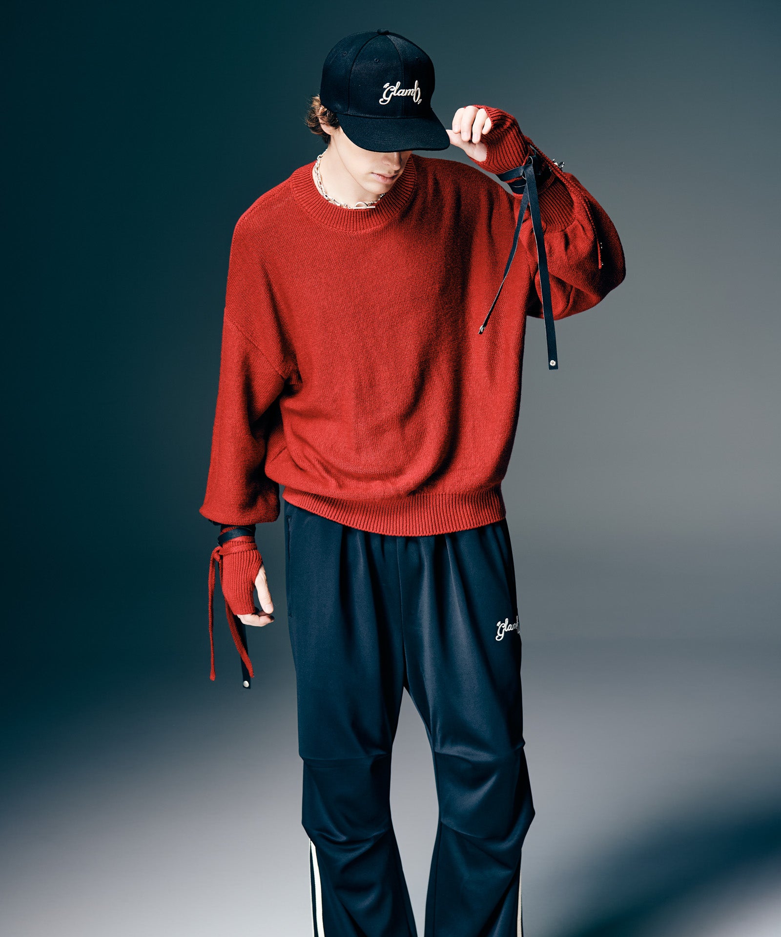 H:186 / C:89 / W:71 / H:92 着用サイズ:L