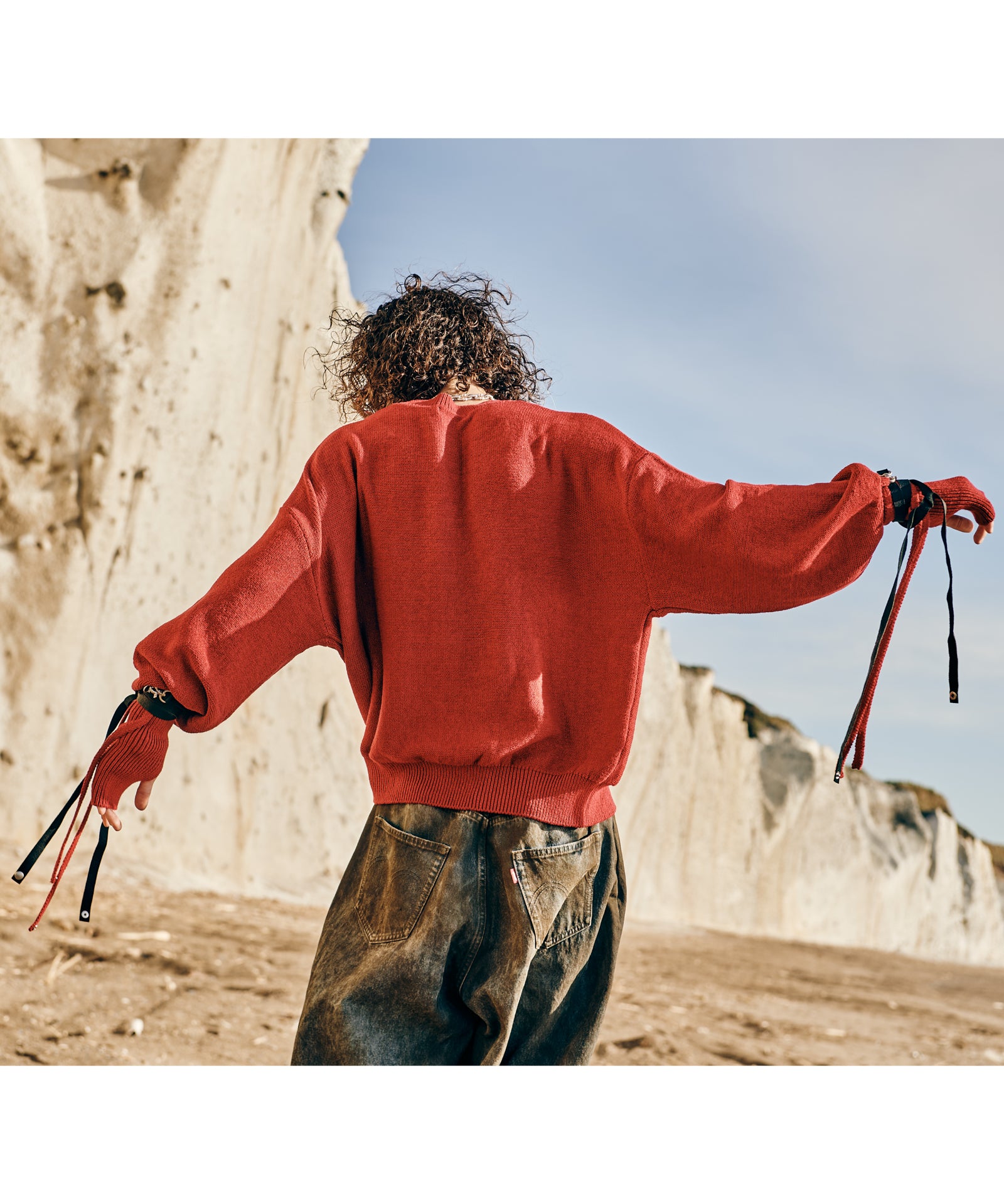 H:175 / C:83 / W:66 / H:87 着用サイズ:L