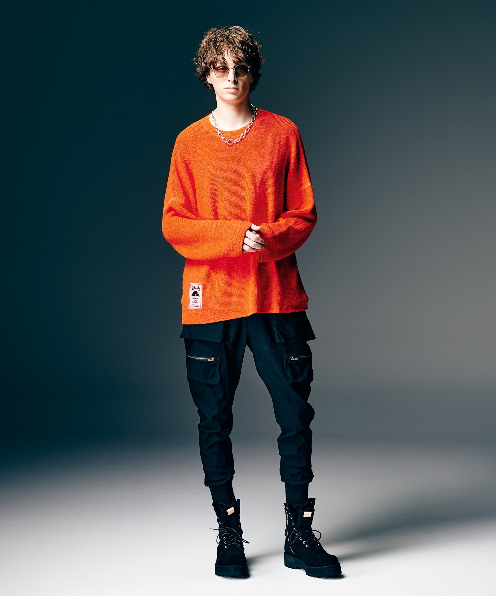 H:186 / C:89 / W:71 / H:92 着用サイズ:M