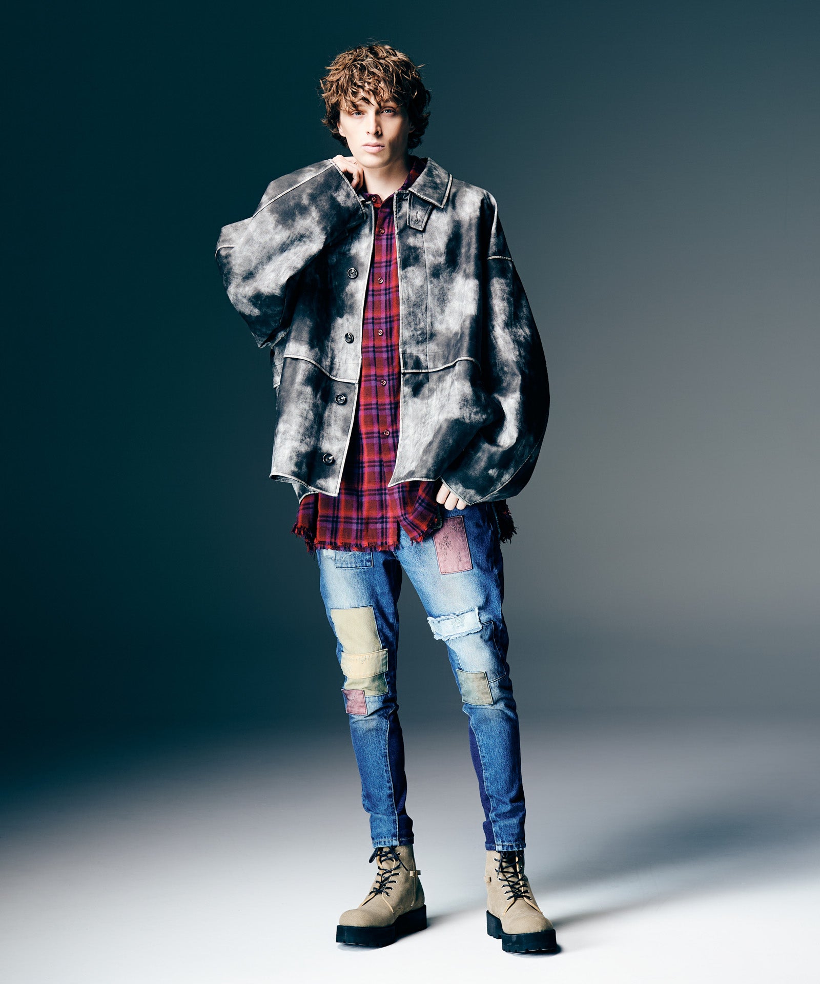 H:186 / C:89 / W:71 / H:92 着用サイズ:M