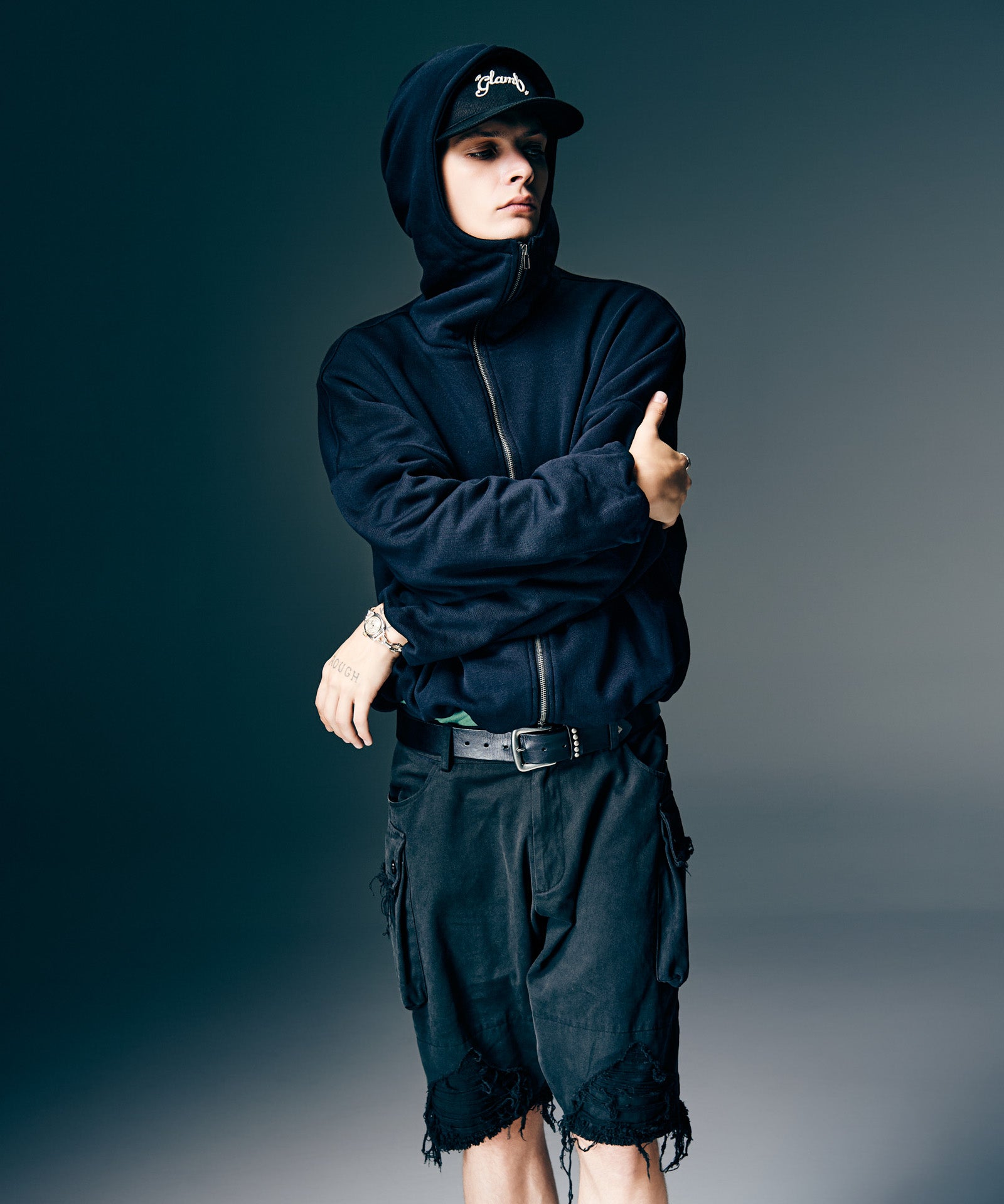 H:187 / C:92 / W:74 / H:91 着用サイズ:L