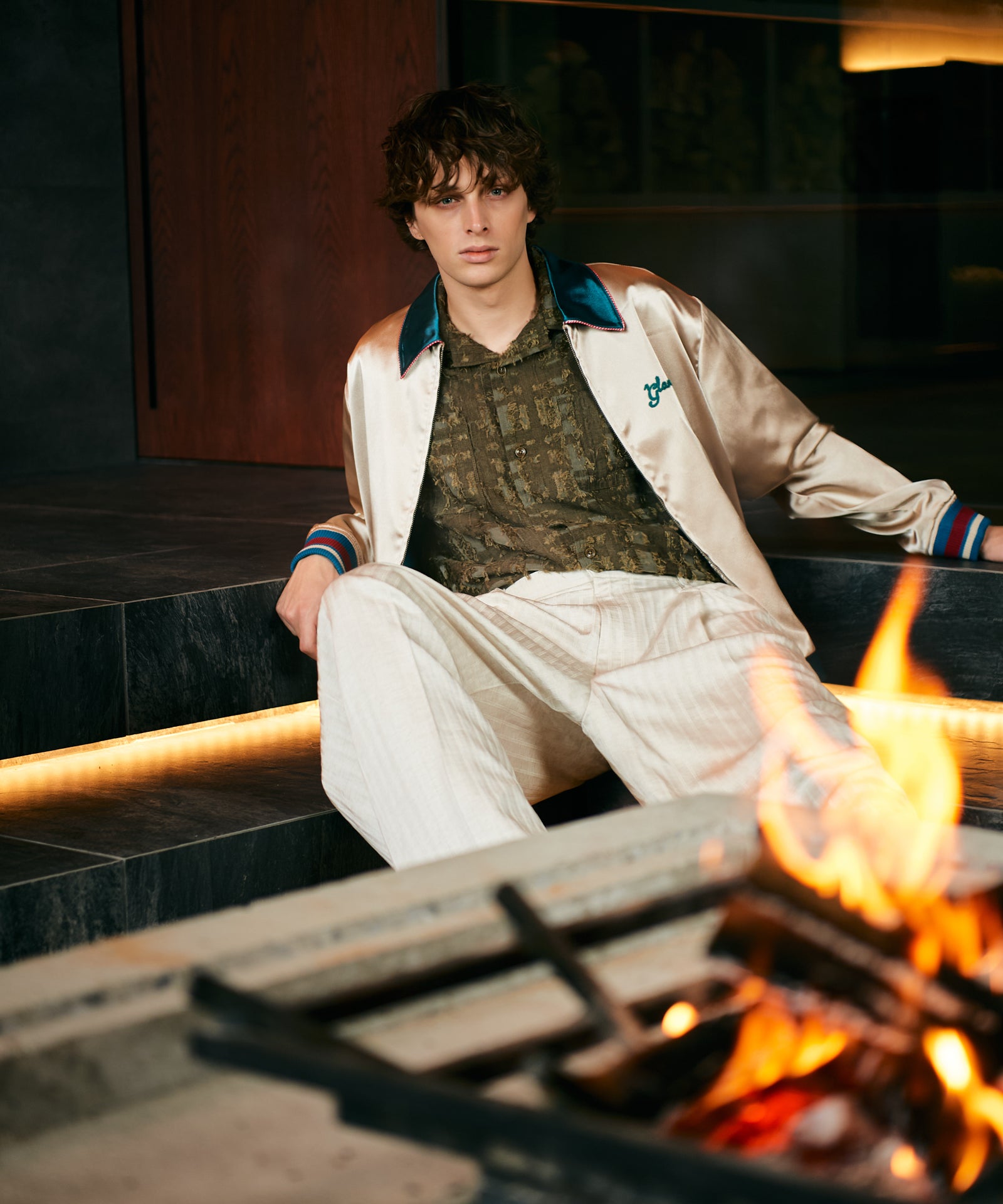 H:186 / C:89 / W:71 / H:92 着用サイズ:L