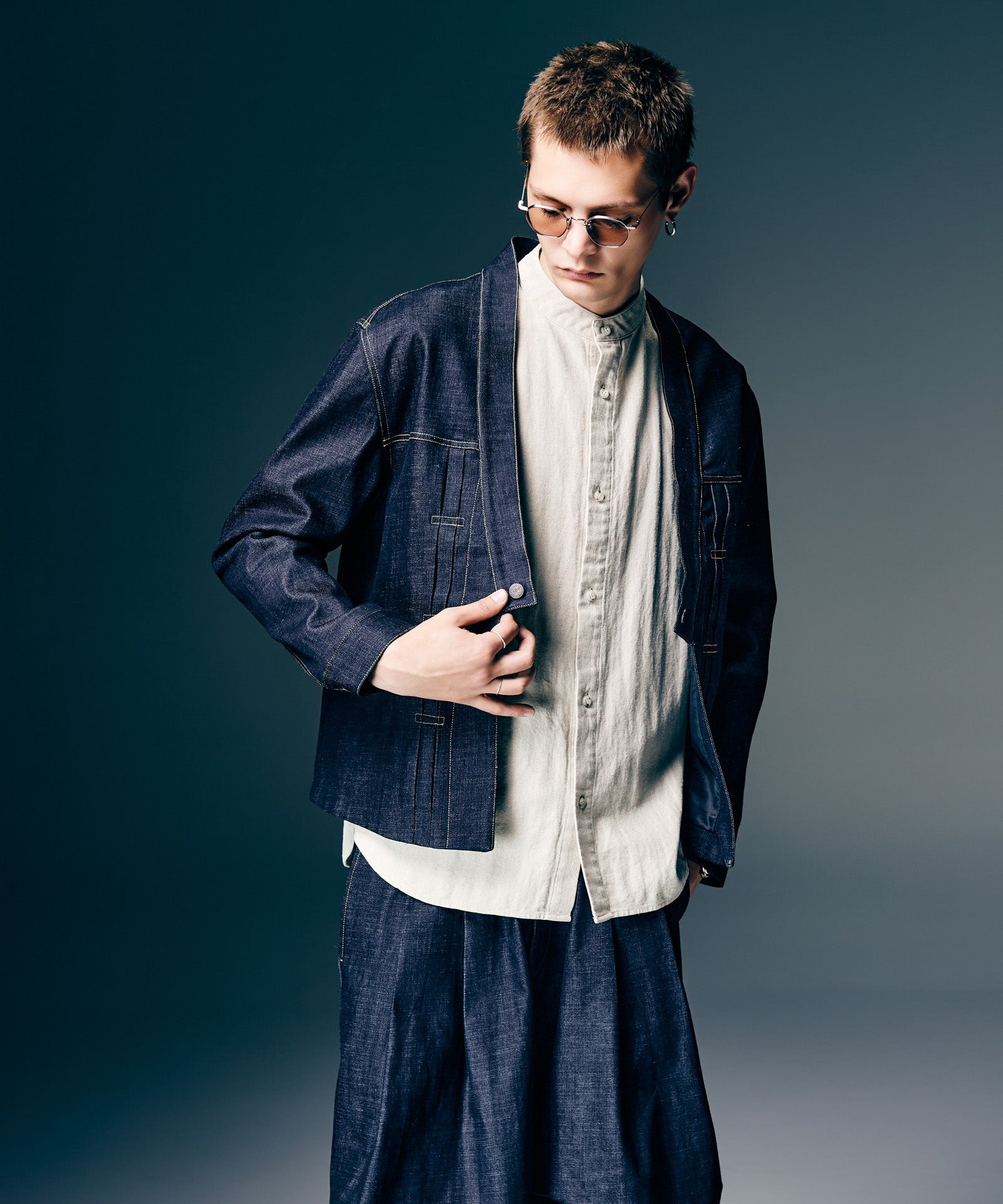 H:187 / C:92 / W:74 / H:91 着用サイズ:L