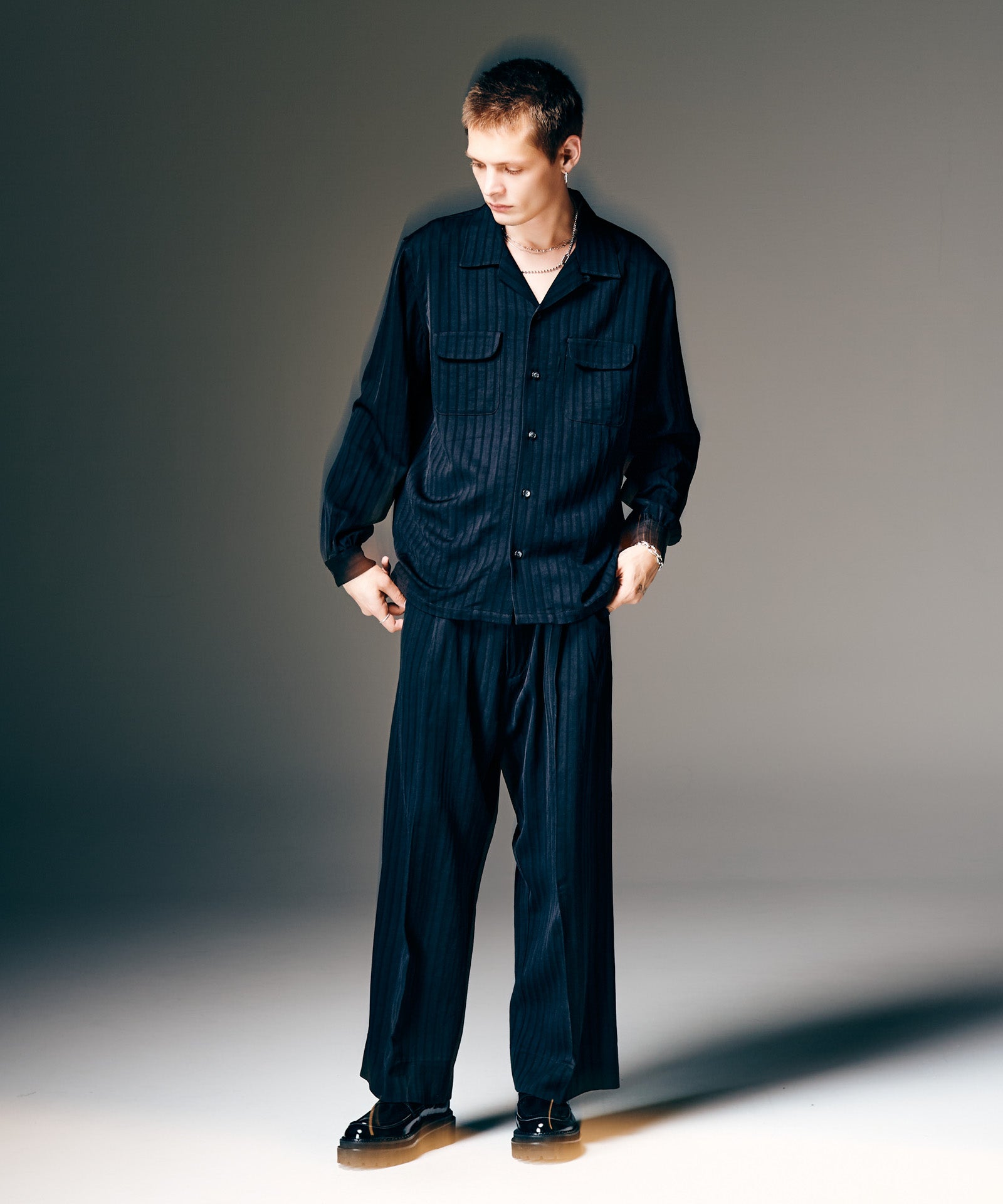 H:187 / C:92 / W:74 / H:91 着用サイズ:L