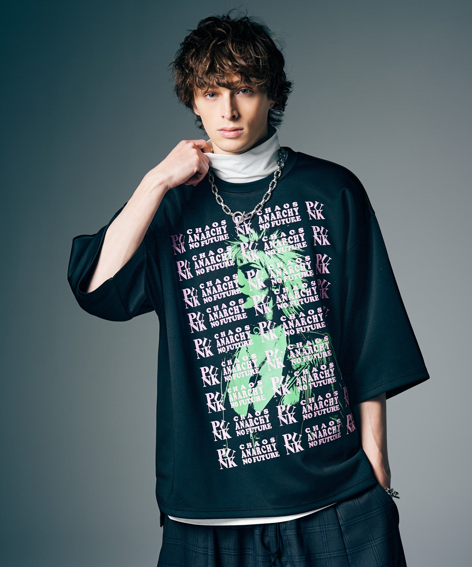 H:186 / C:89 / W:71 / H:92 着用サイズ:M