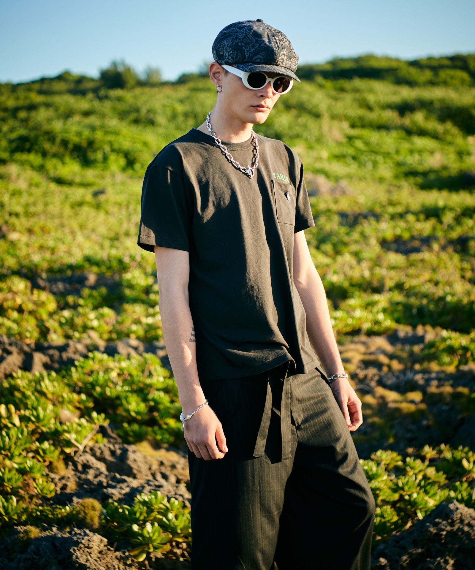 H:187 / C:92 / W:74 / H:91 着用サイズ:L