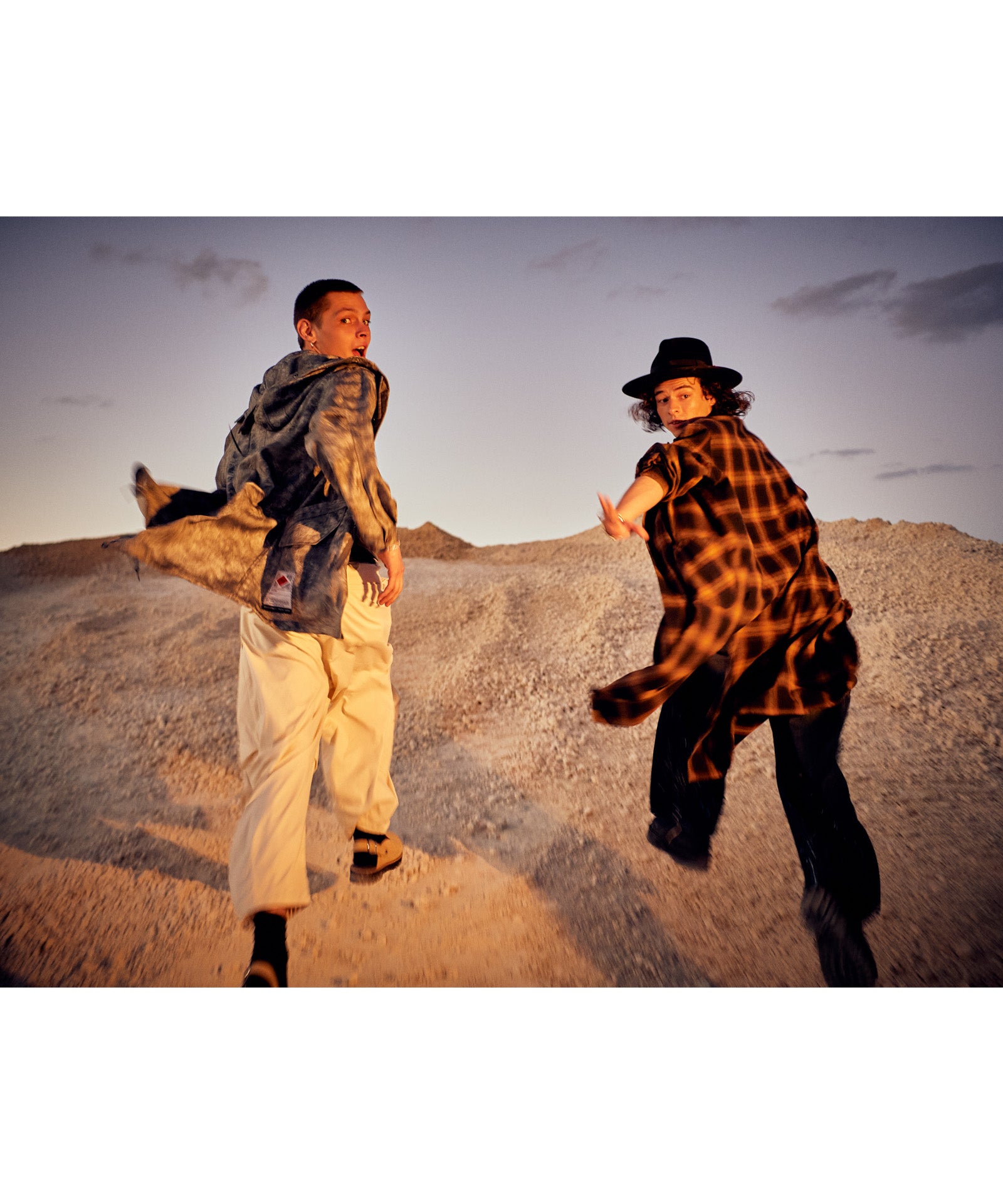 H:187 / C:92 / W:74 / H:91 着用サイズ:L