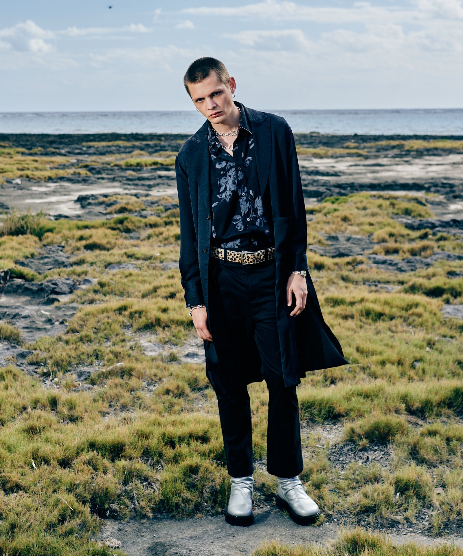 H:187 / C:92 / W:74 / H:91 着用サイズ:M