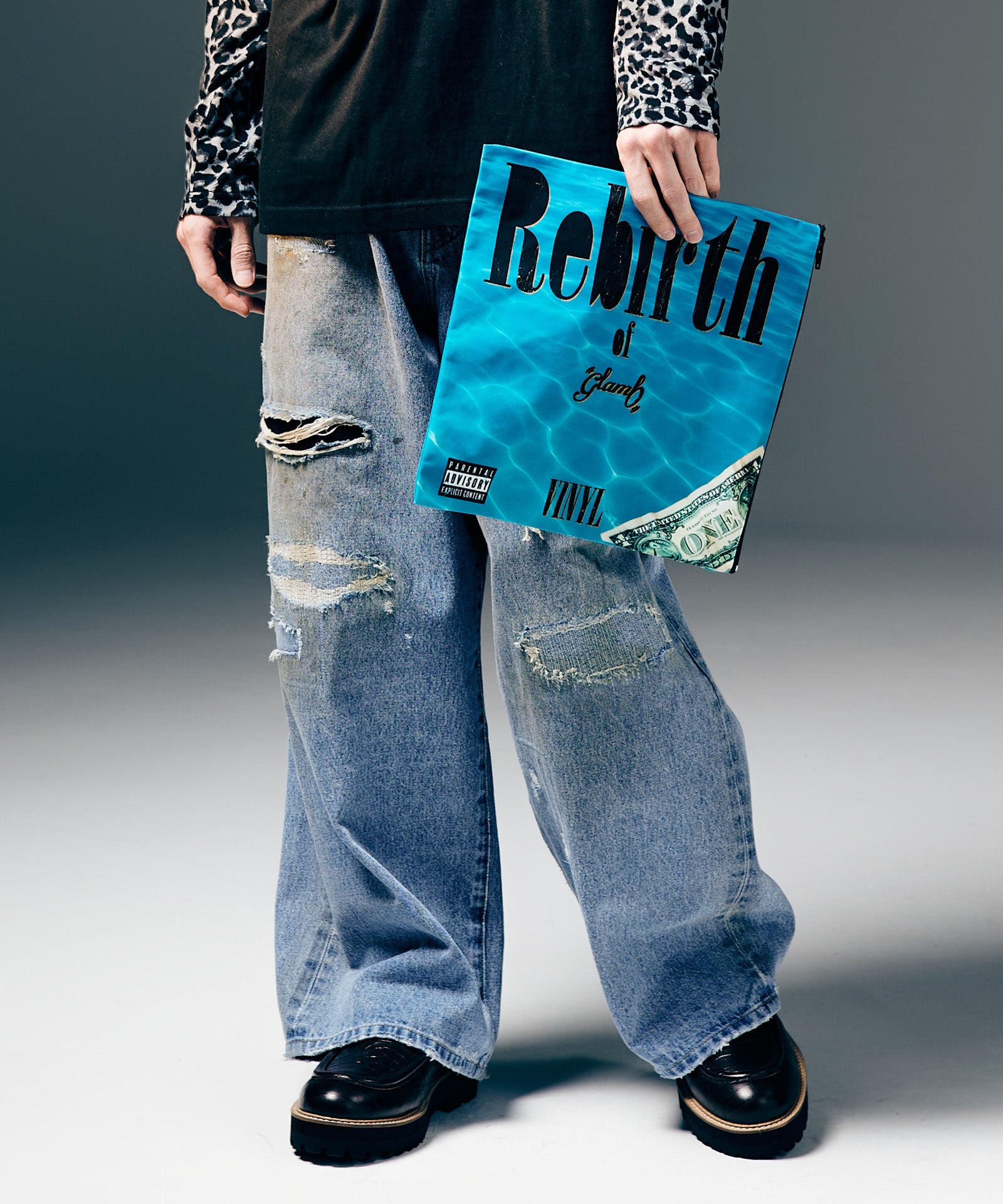 H:175 / C:82 / W:64 / H:83 着用サイズ:L